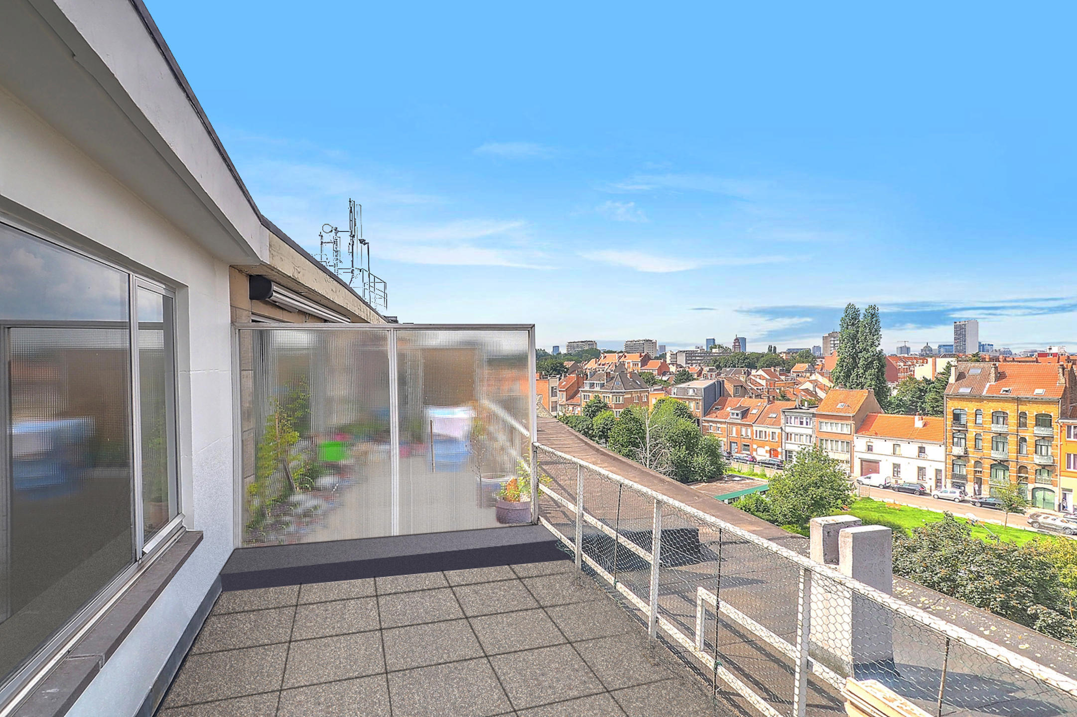 Photo 2 sur 4 pour Penthouse d'une chambre à Schaerbeek