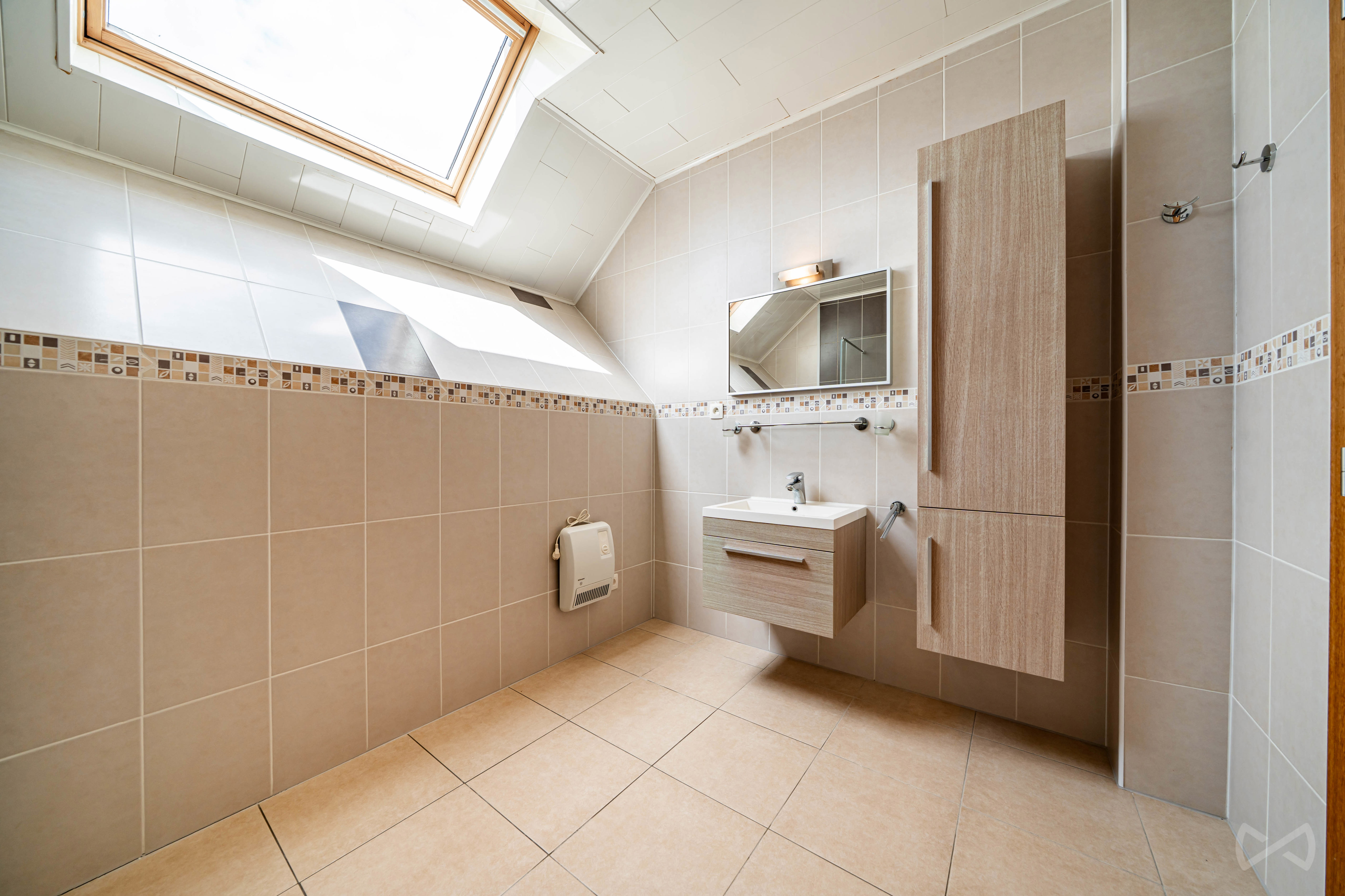 Picture 1 of 4 for House with one bedroom in Marche-lez-Écaussinnes