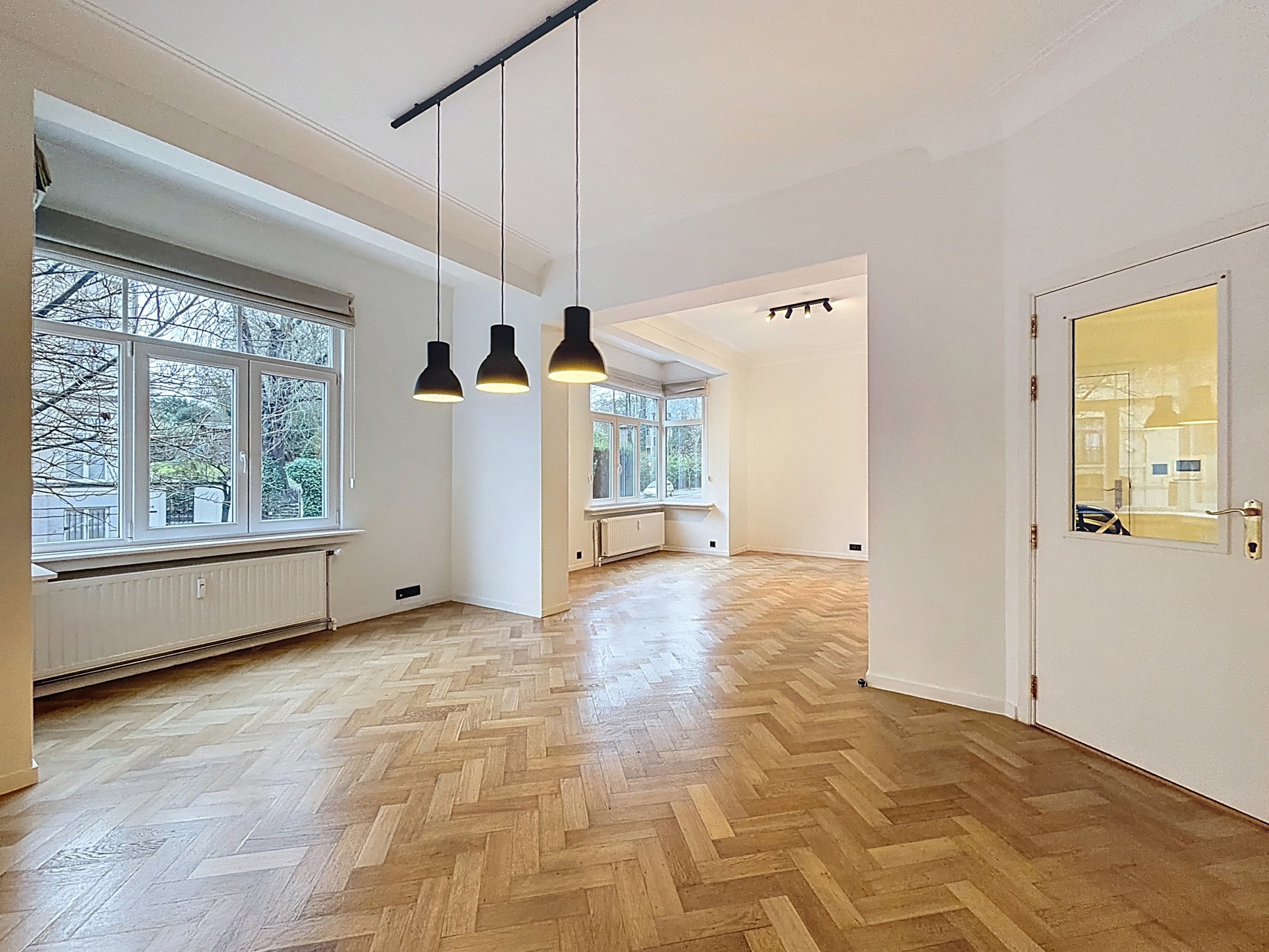Foto 1 van 5 van Gelijkvloerse verdieping met één slaapkamer in Ixelles