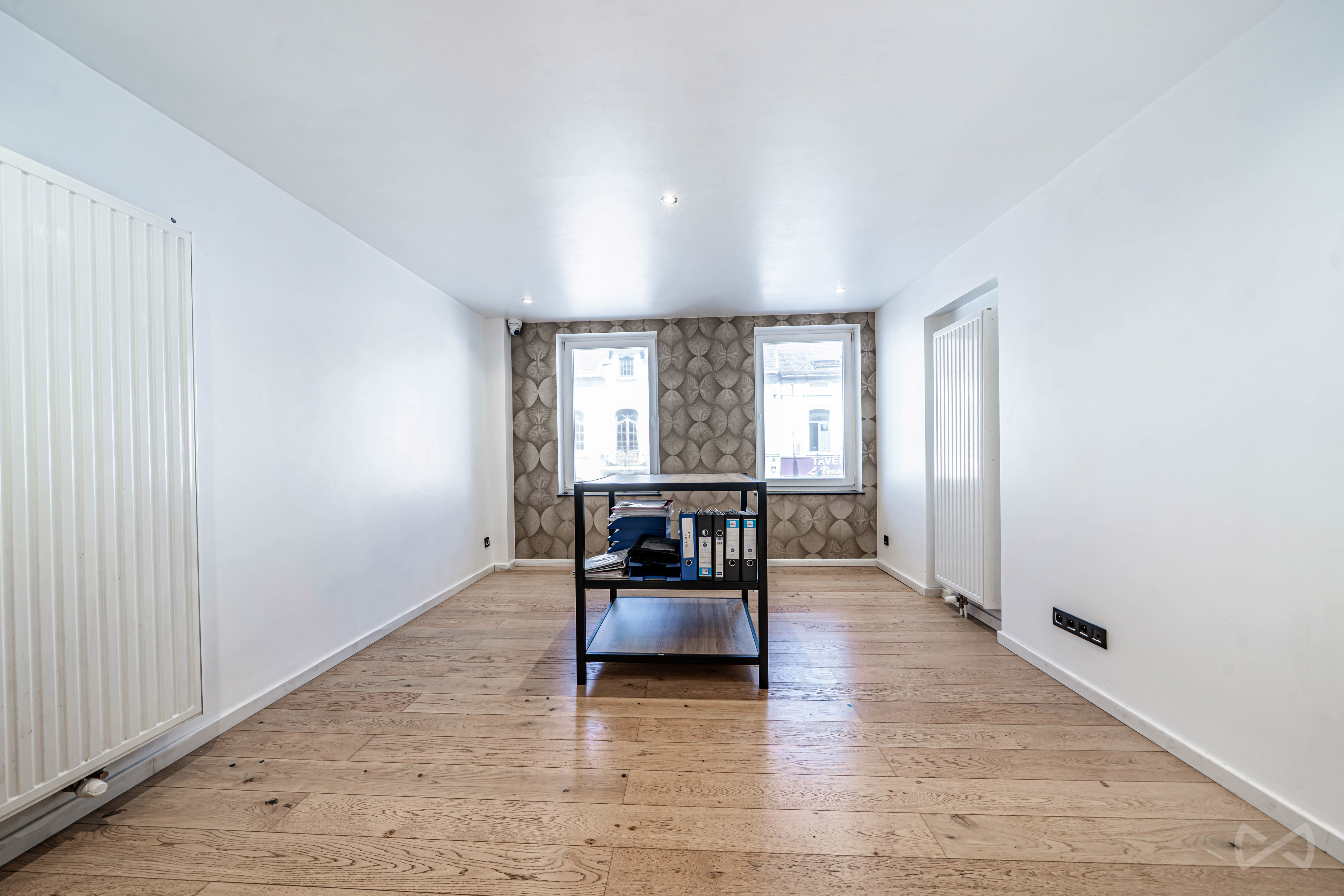 Photo 4 sur 4 pour Immeuble mixte d'une chambre à Mont-sur-marchienne