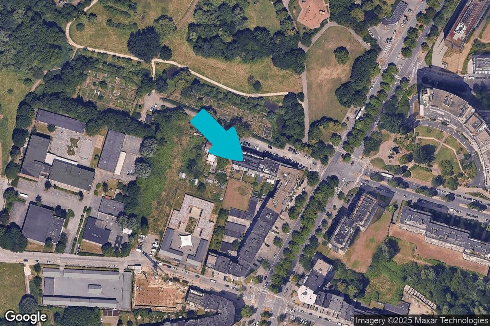 Foto 4 van 4 van Appartement met drie slaapkamers in Molenbeek-saint-jean