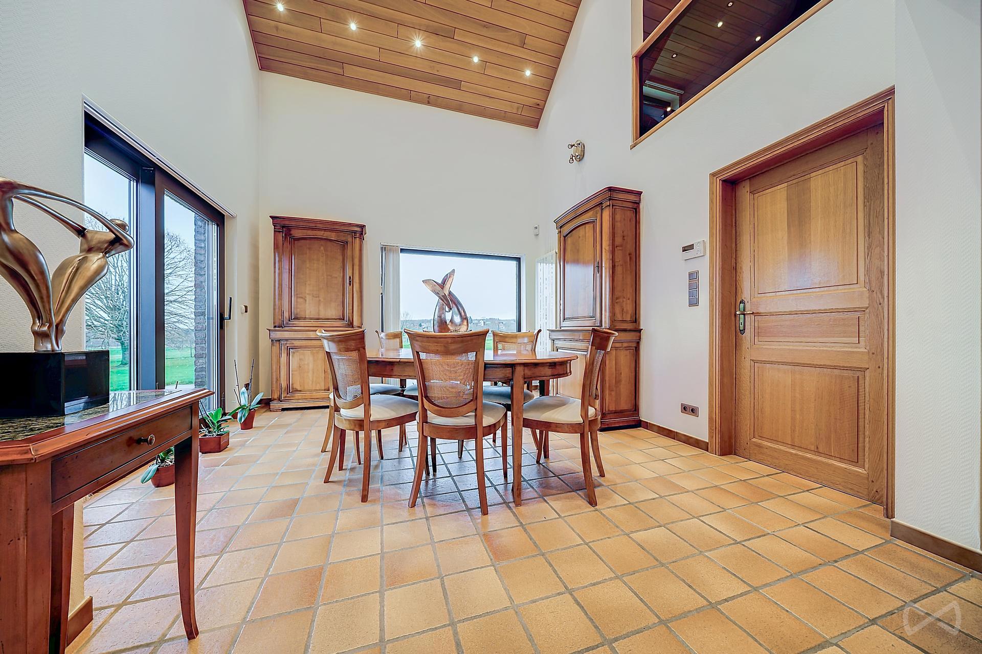 Photo 3 sur 4 pour Maison de quatre chambres à Thy-le-château