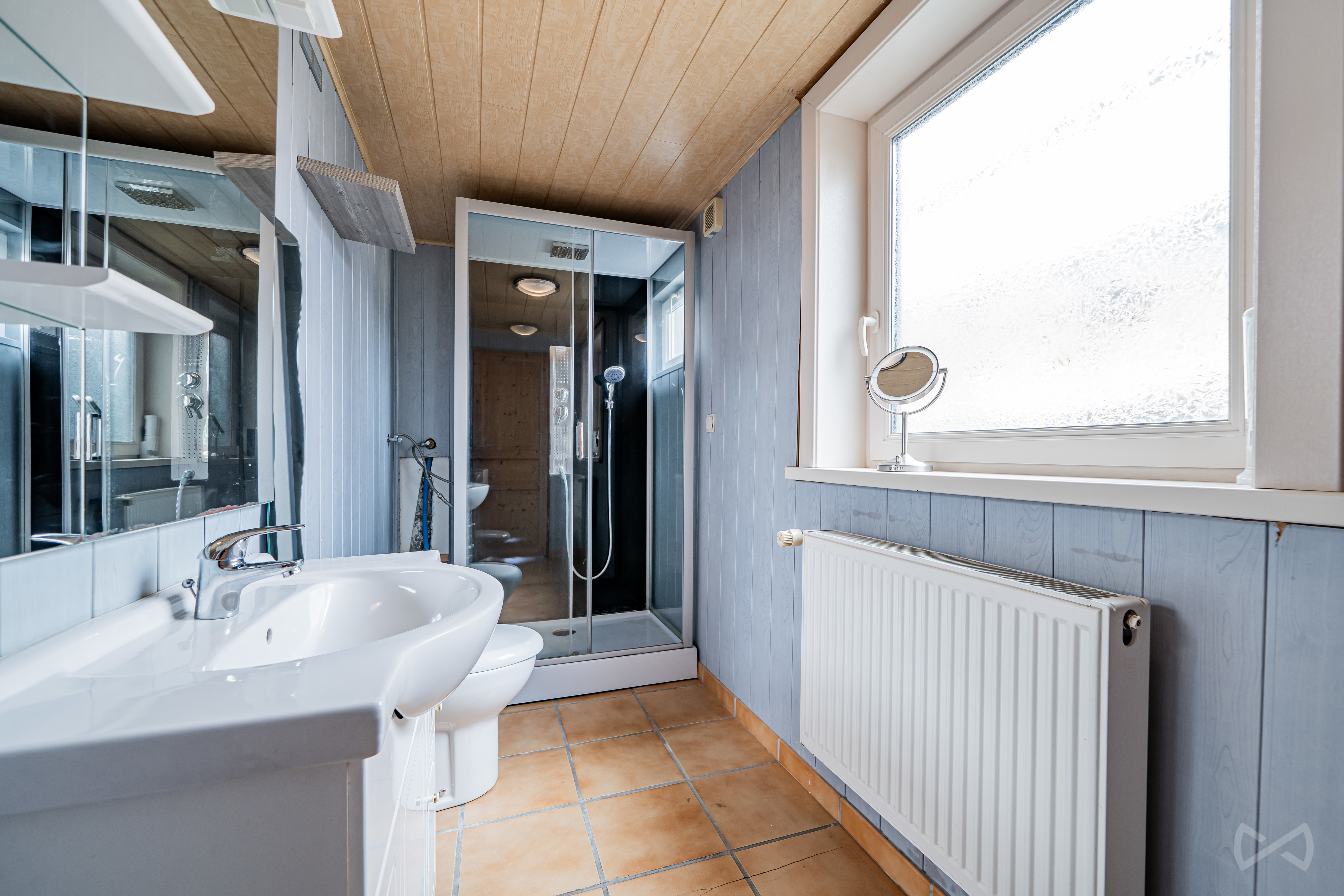 Picture 2 of 4 for House with three bedrooms in Escanaffles