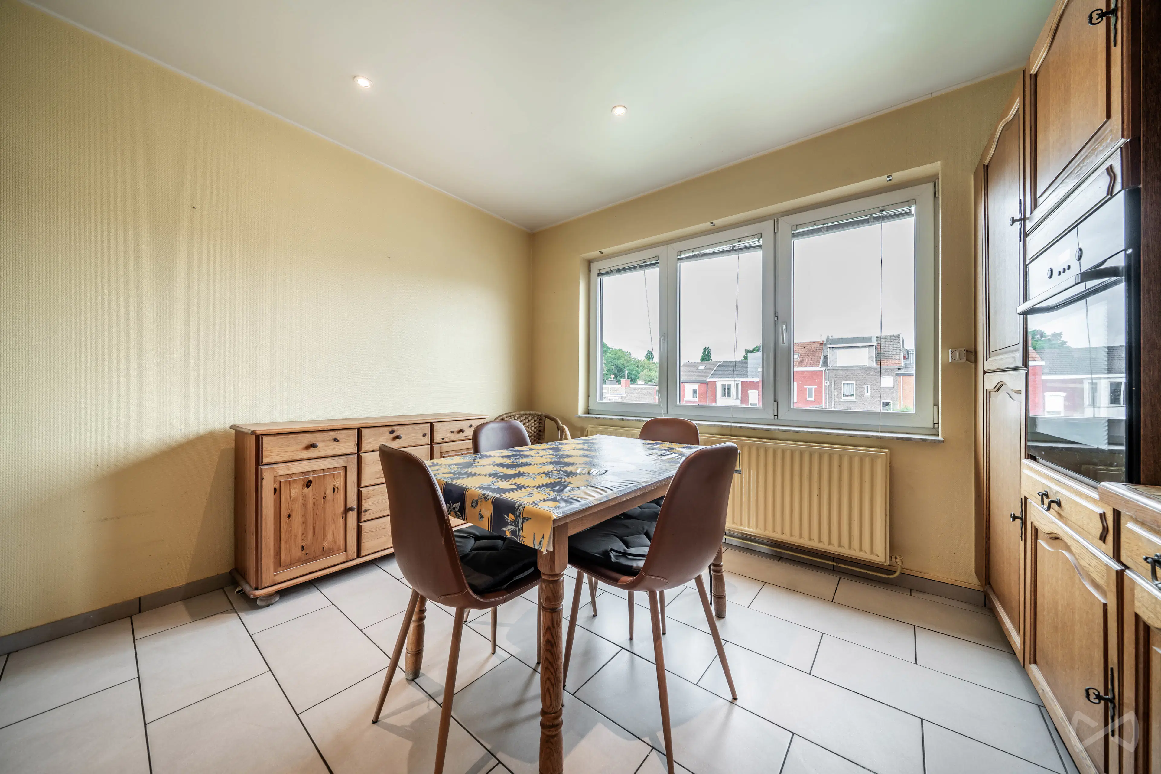 Picture 1 of 4 for Bel-etage with three bedrooms in Saint-nicolas