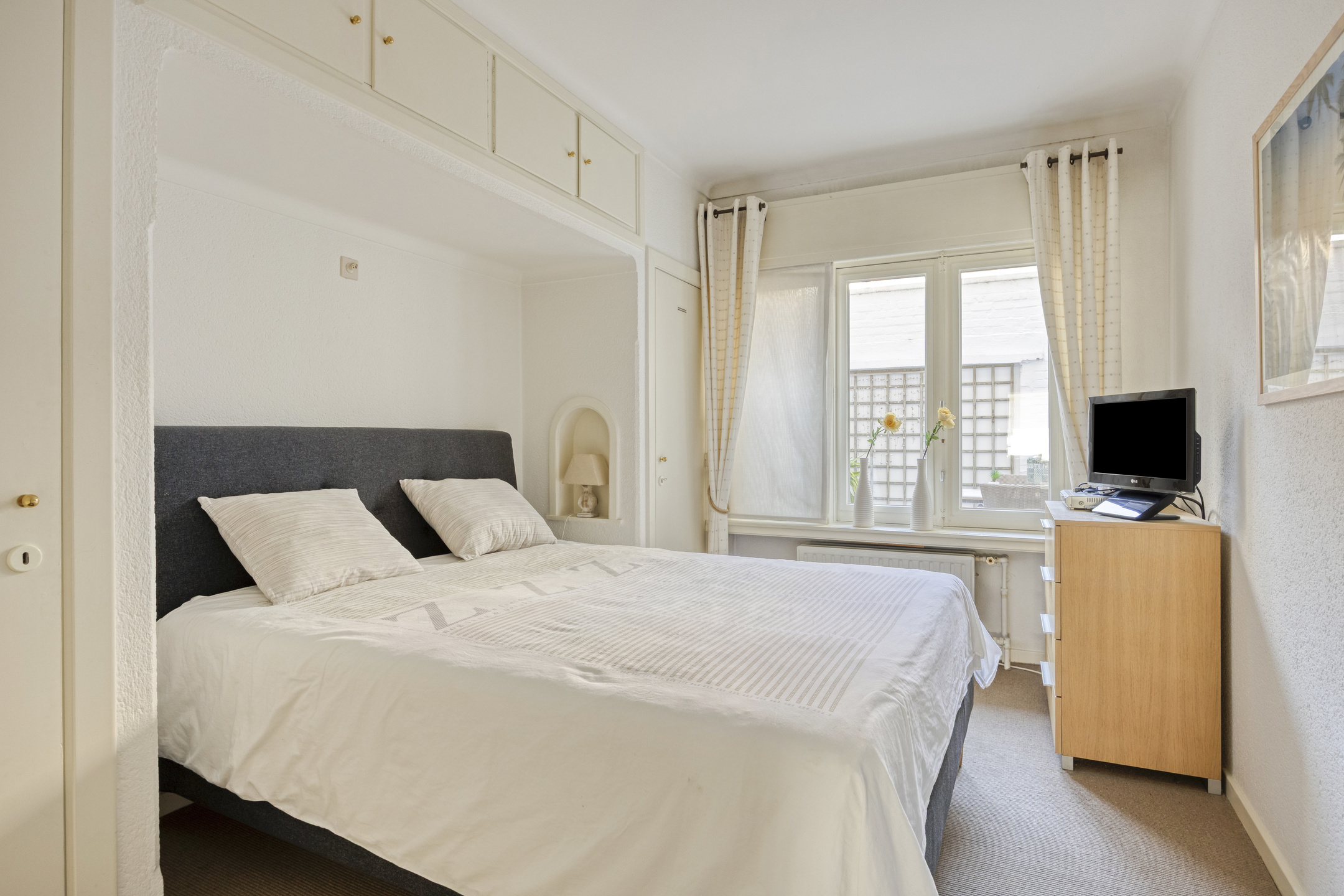 Foto 3 van 4 van Gelijkvloerse verdieping met drie slaapkamers in Knokke-Heist