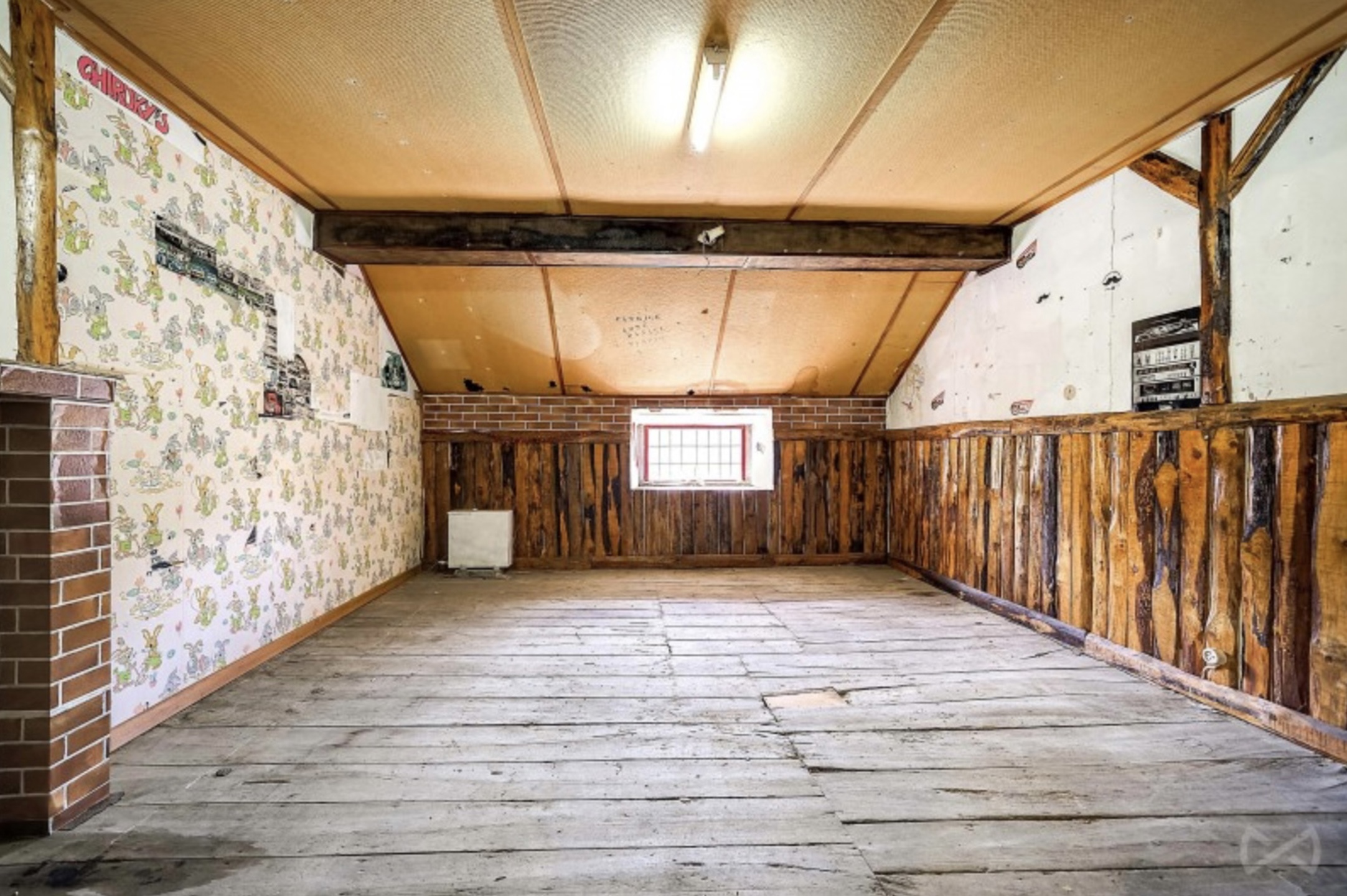 Foto 1 van 4 van Gebouw voor gemengd gebruik met vier slaapkamers in Xhoris