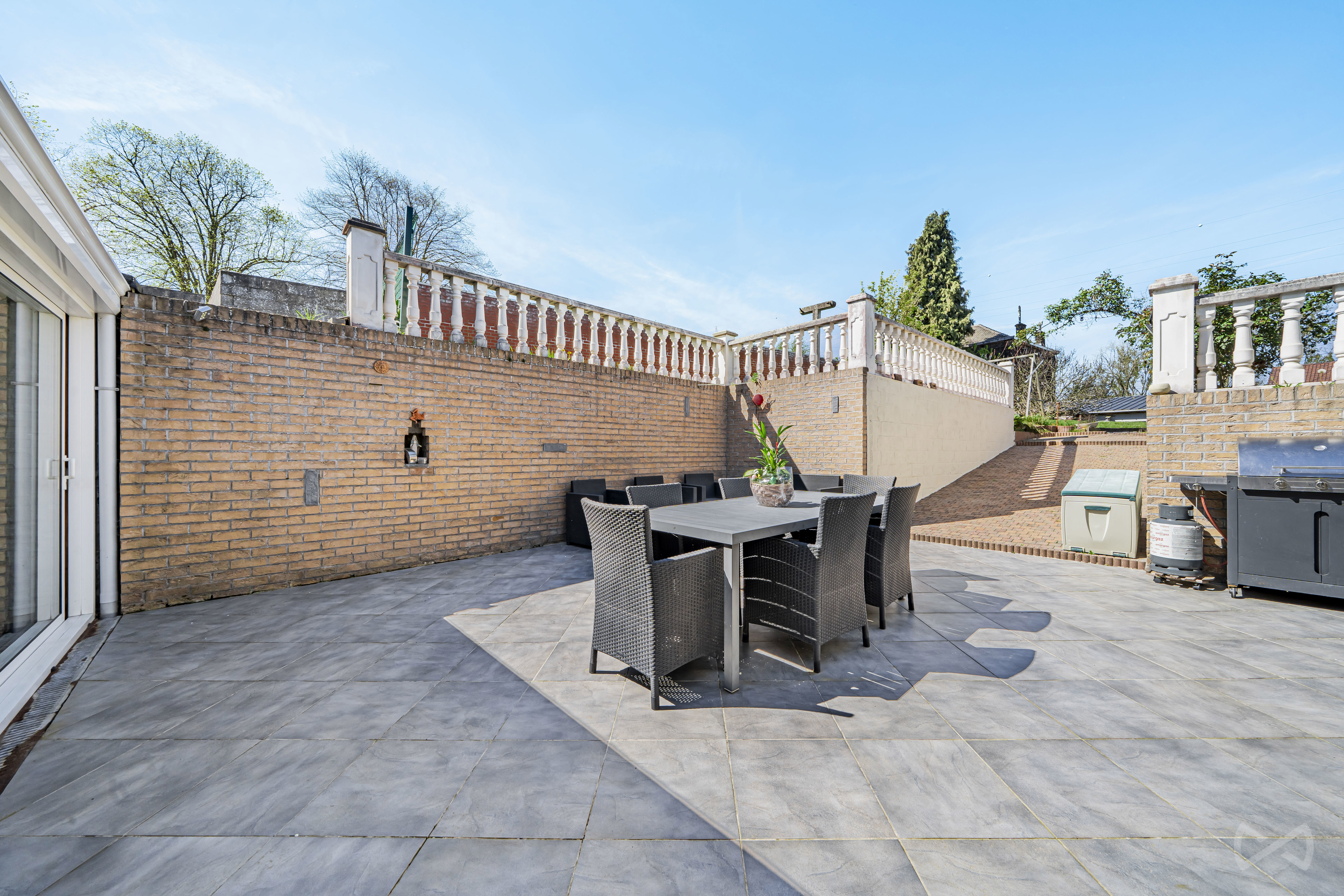 Picture 1 of 4 for Villa with four bedrooms in Jumet
