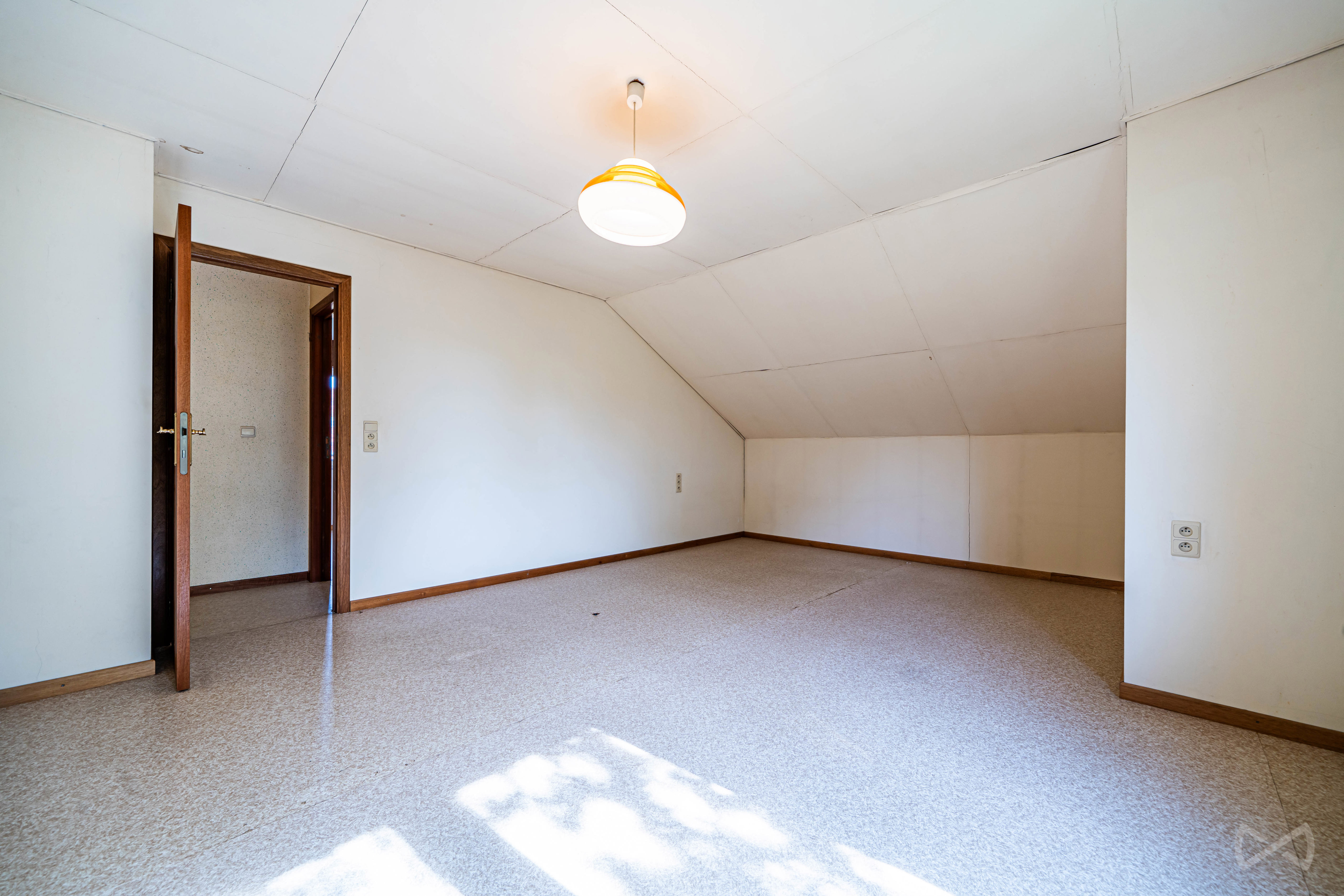 Photo 4 sur 4 pour Villa de six chambres à Soignies