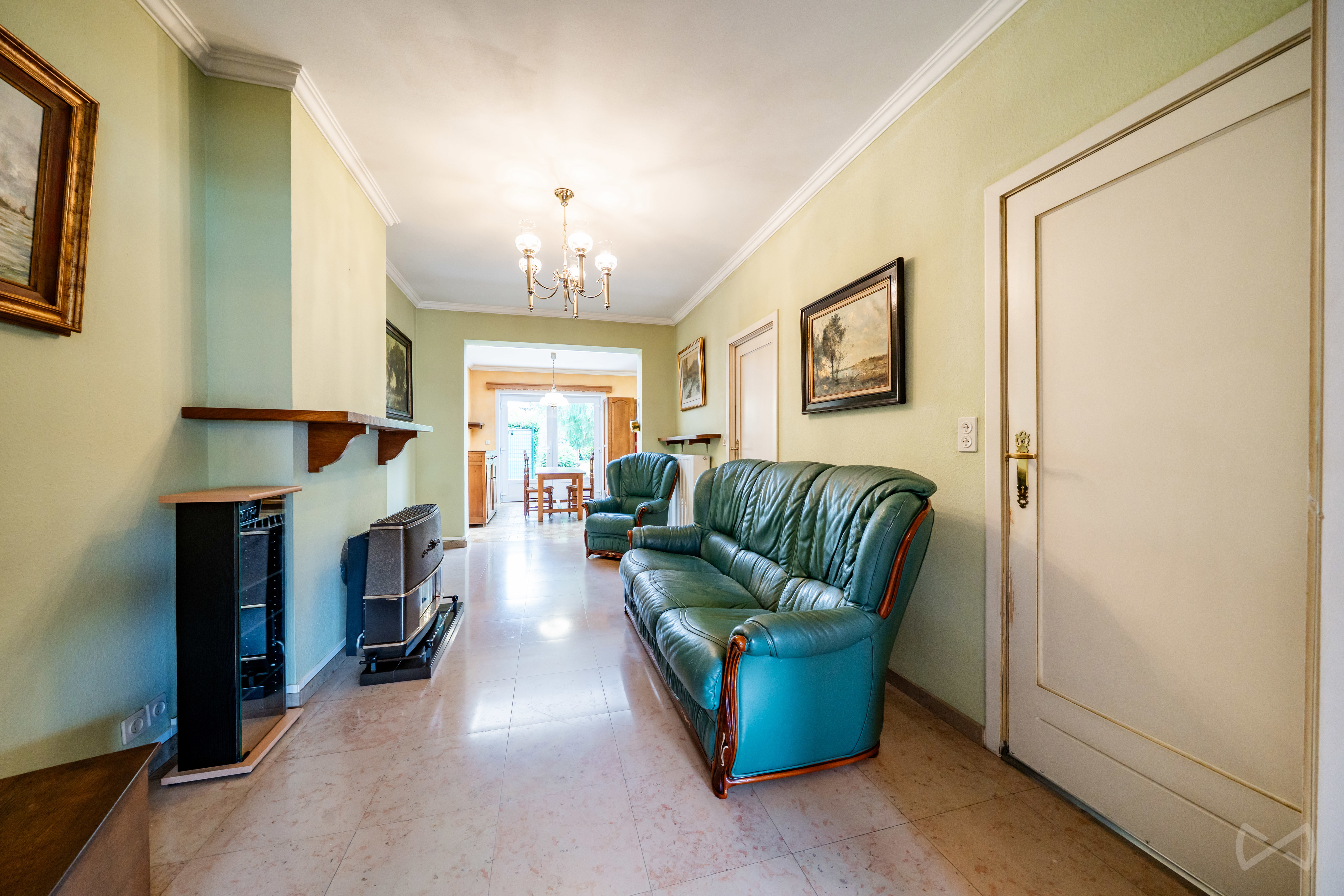 Photo 1 sur 4 pour Maison de trois chambres à Mont-sur-marchienne