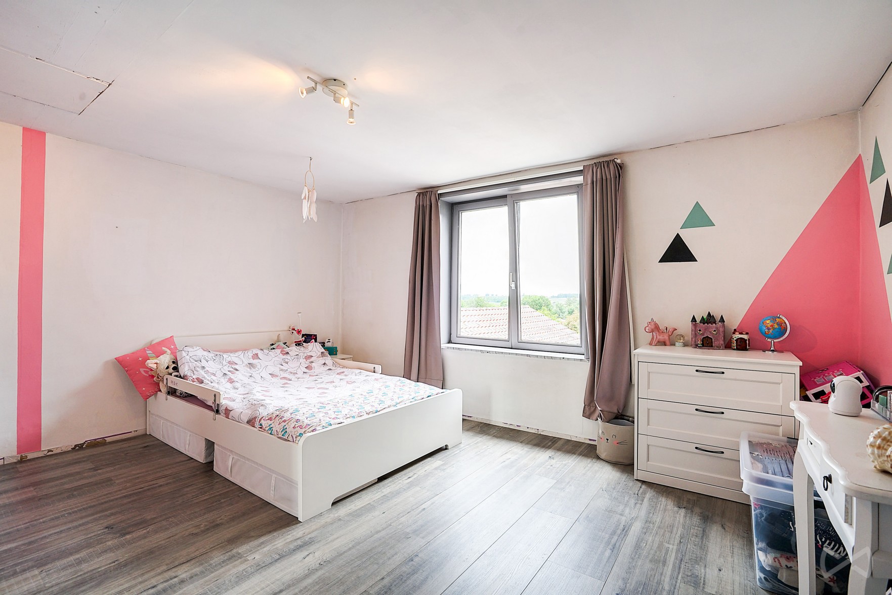 Foto 4 van 4 van Huis met zes slaapkamers in ChiÈvres