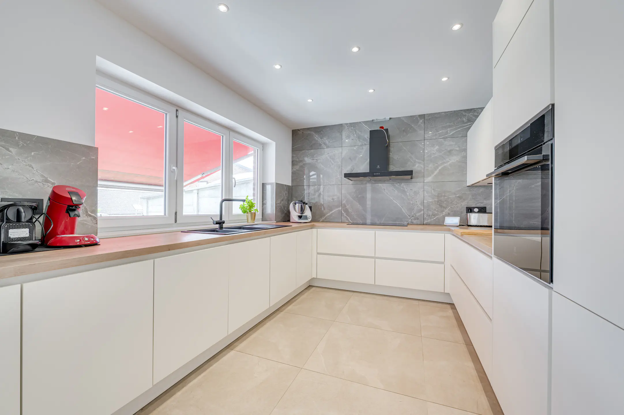 Photo 3 sur 4 pour Maison de six chambres à Tubize