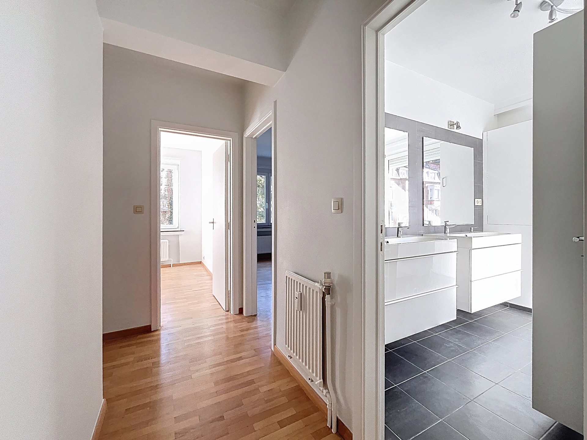 Foto 4 van 4 van Appartement met drie slaapkamers in Ixelles