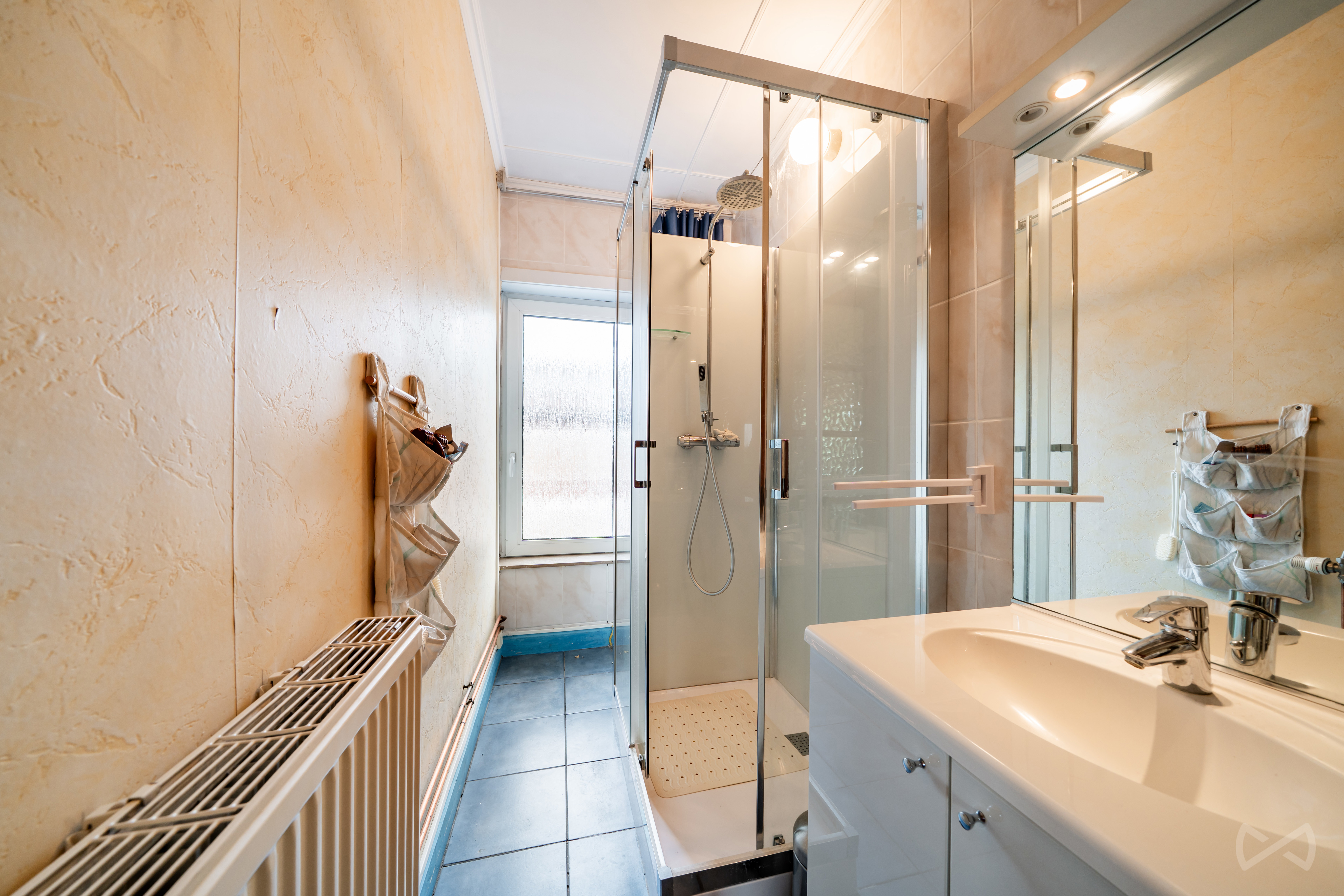 Picture 3 of 4 for House with three bedrooms in Châtelet