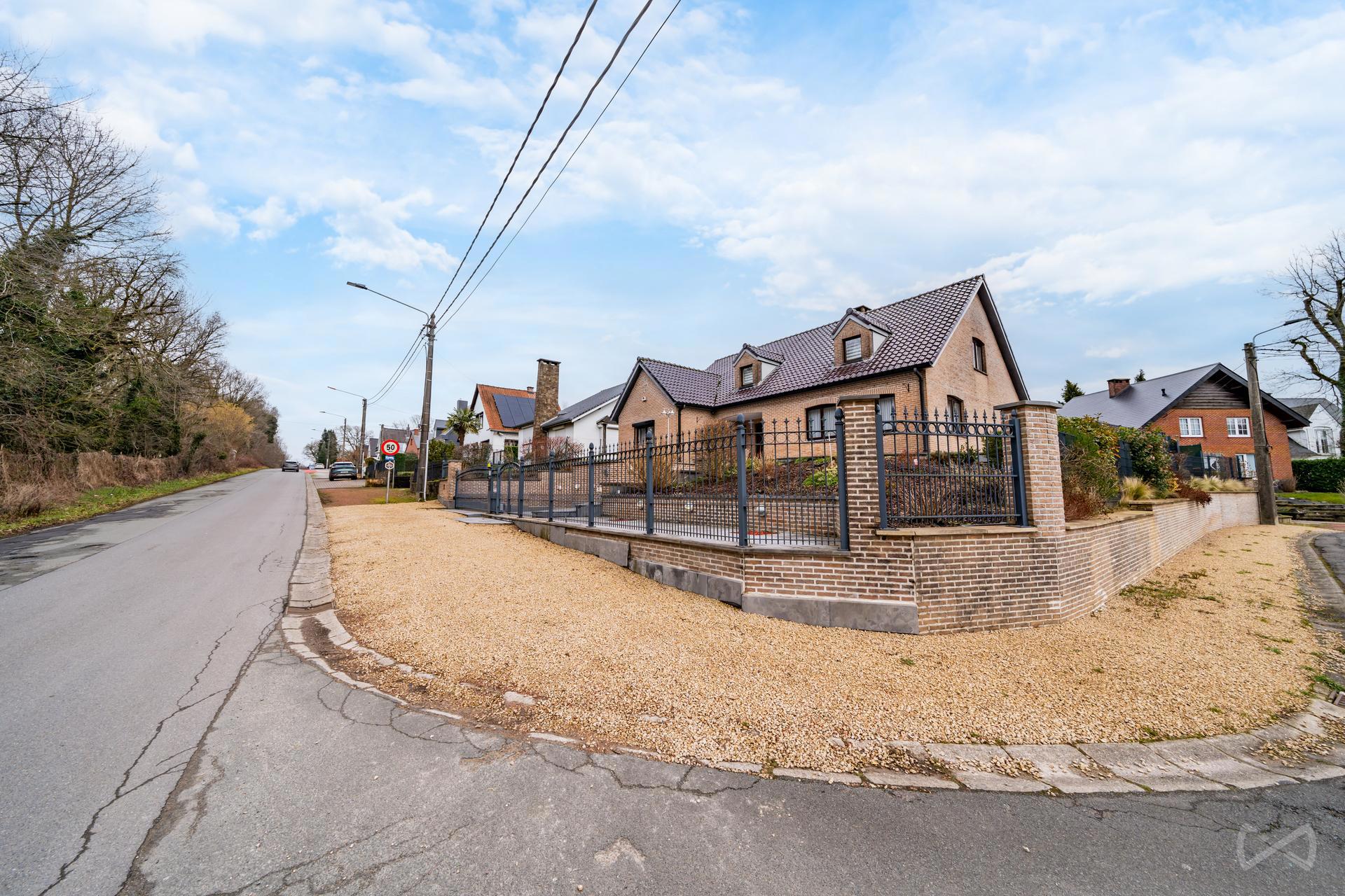 Picture 1 of 4 for House with four bedrooms in Charleroi Marcinelle