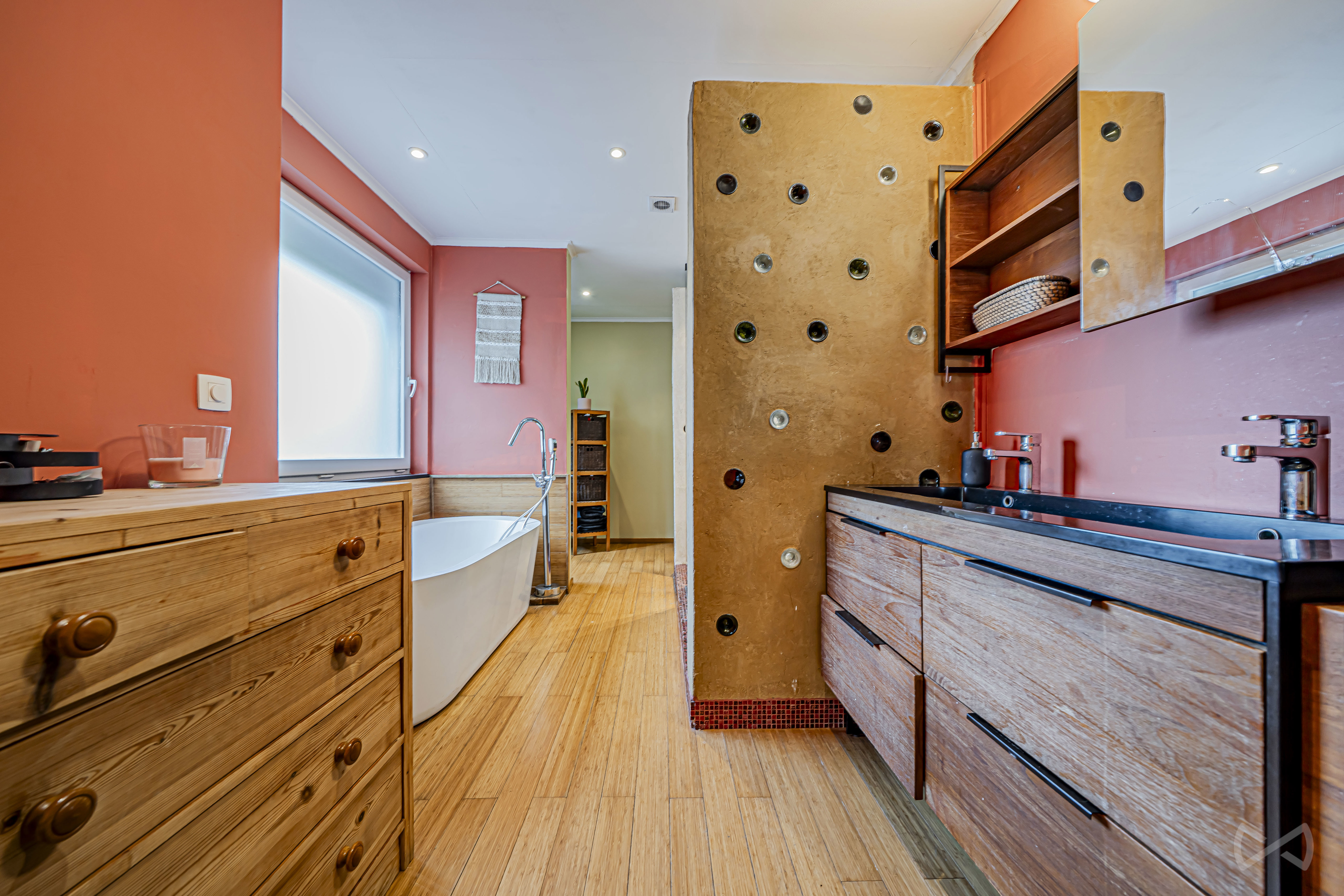 Photo 1 sur 4 pour Maison de quatre chambres à Couillet