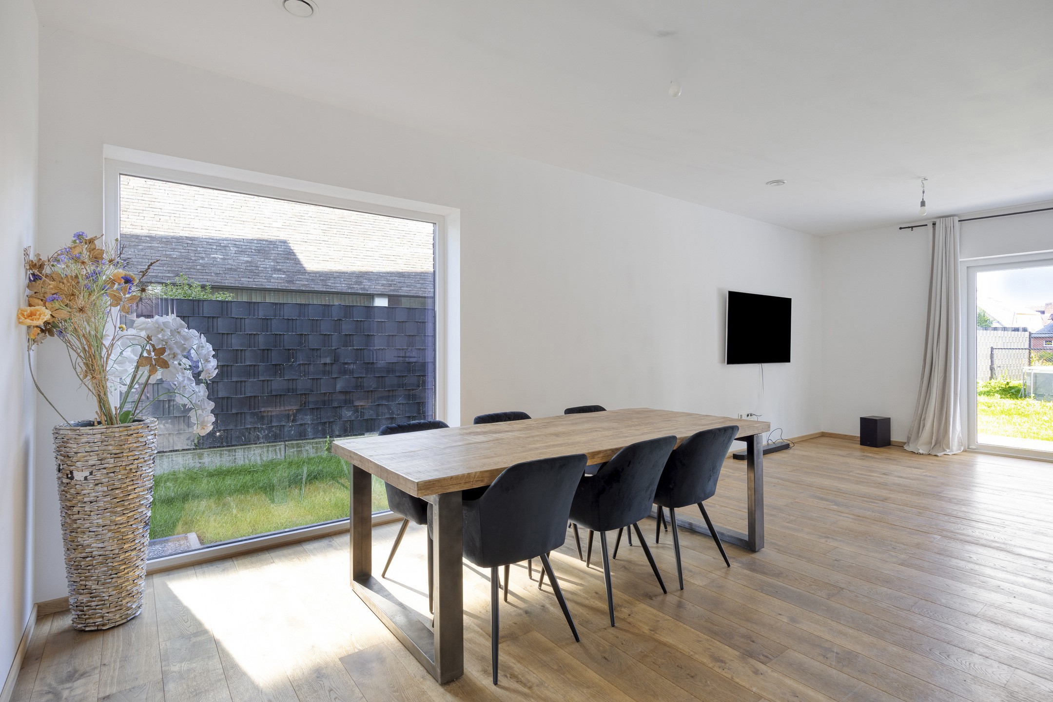 Picture 3 of 3 for House with four bedrooms in Mol
