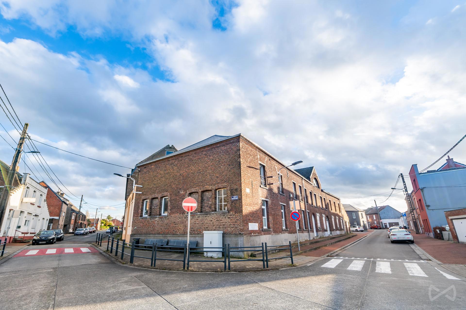 Picture 1 of 4 for Multi-purpose building in Frameries