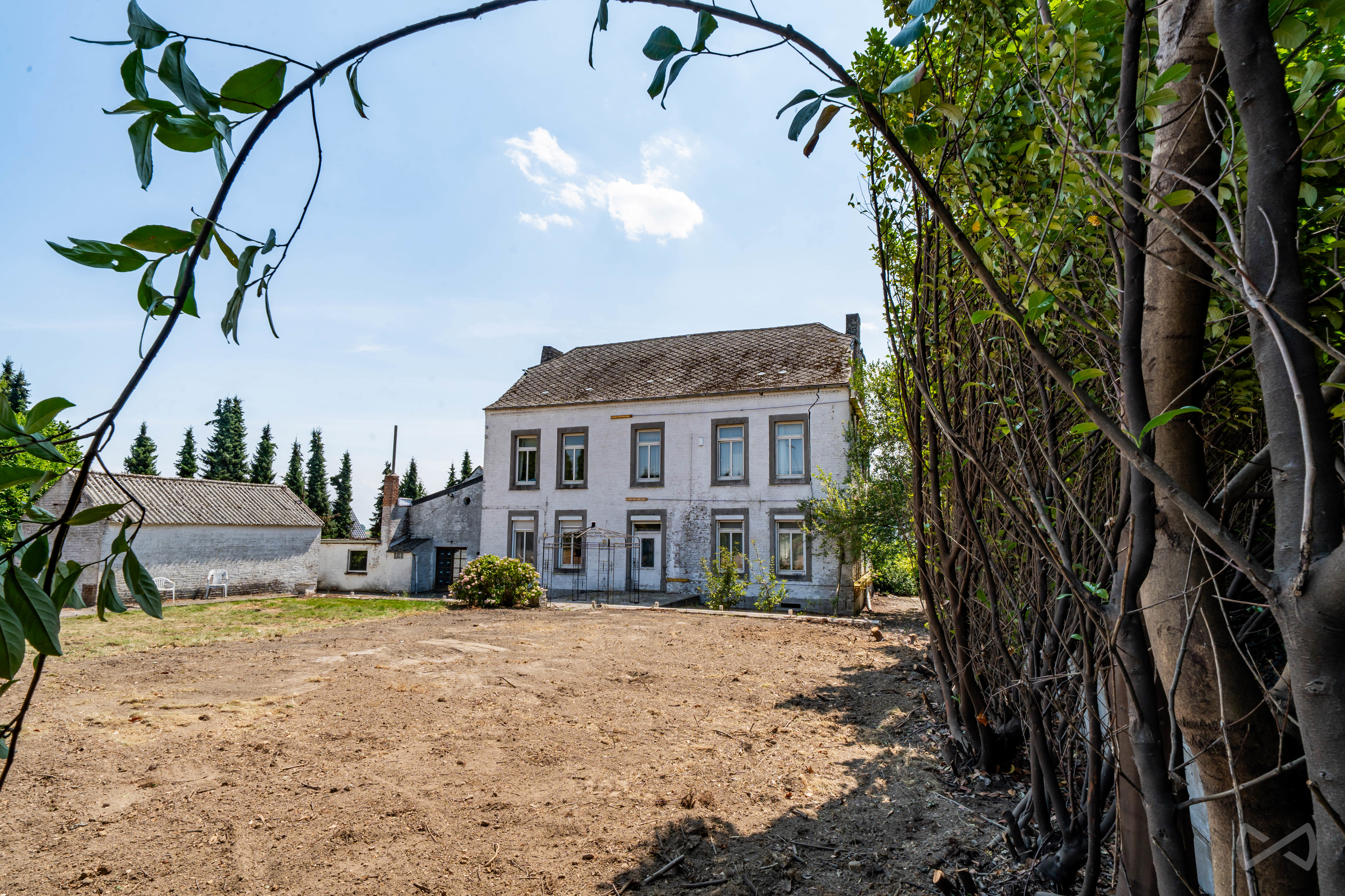 Picture 1 of 4 for Exceptional house with five bedrooms in Wasseiges