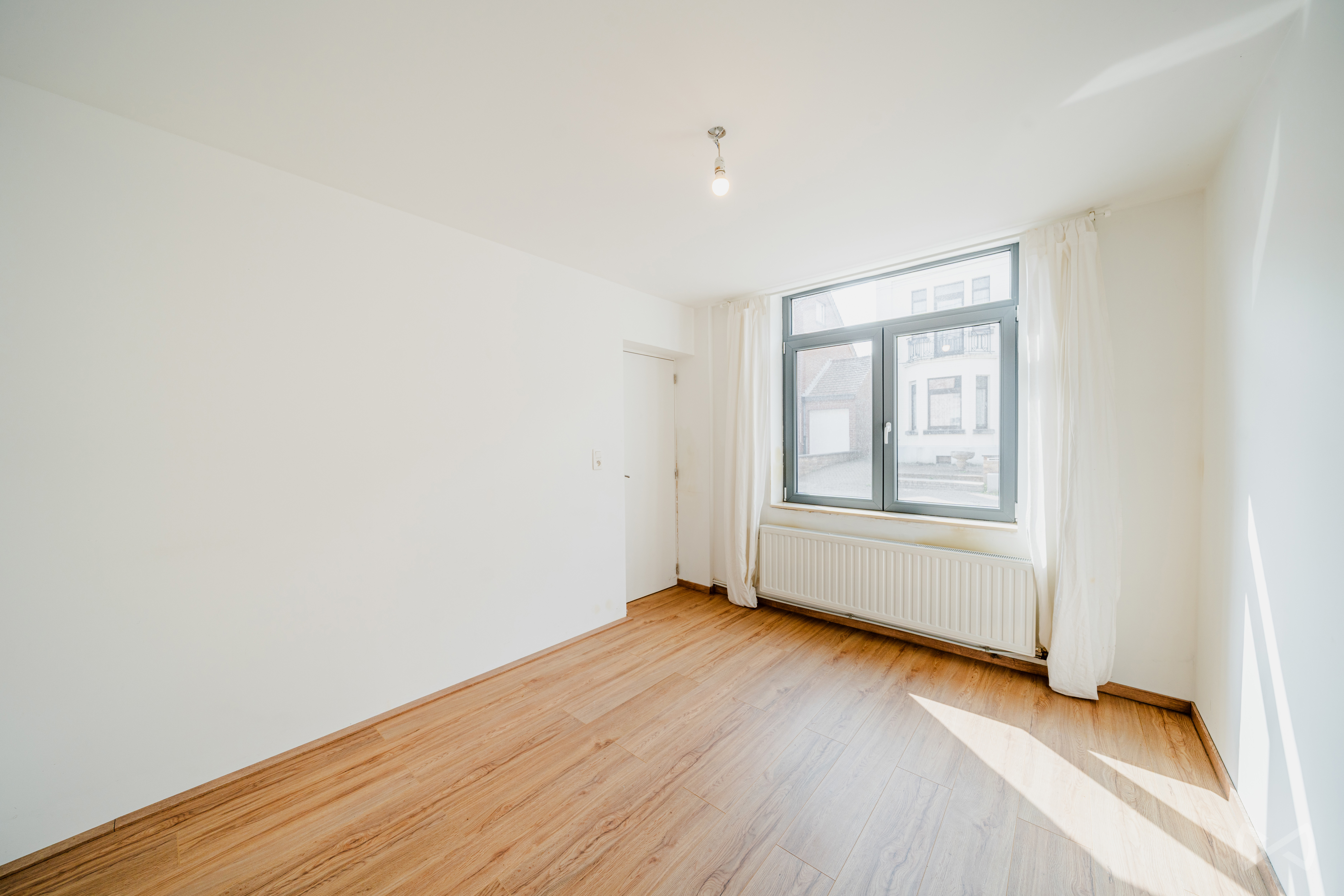 Photo 2 sur 4 pour Maison de cinq chambres à Limal