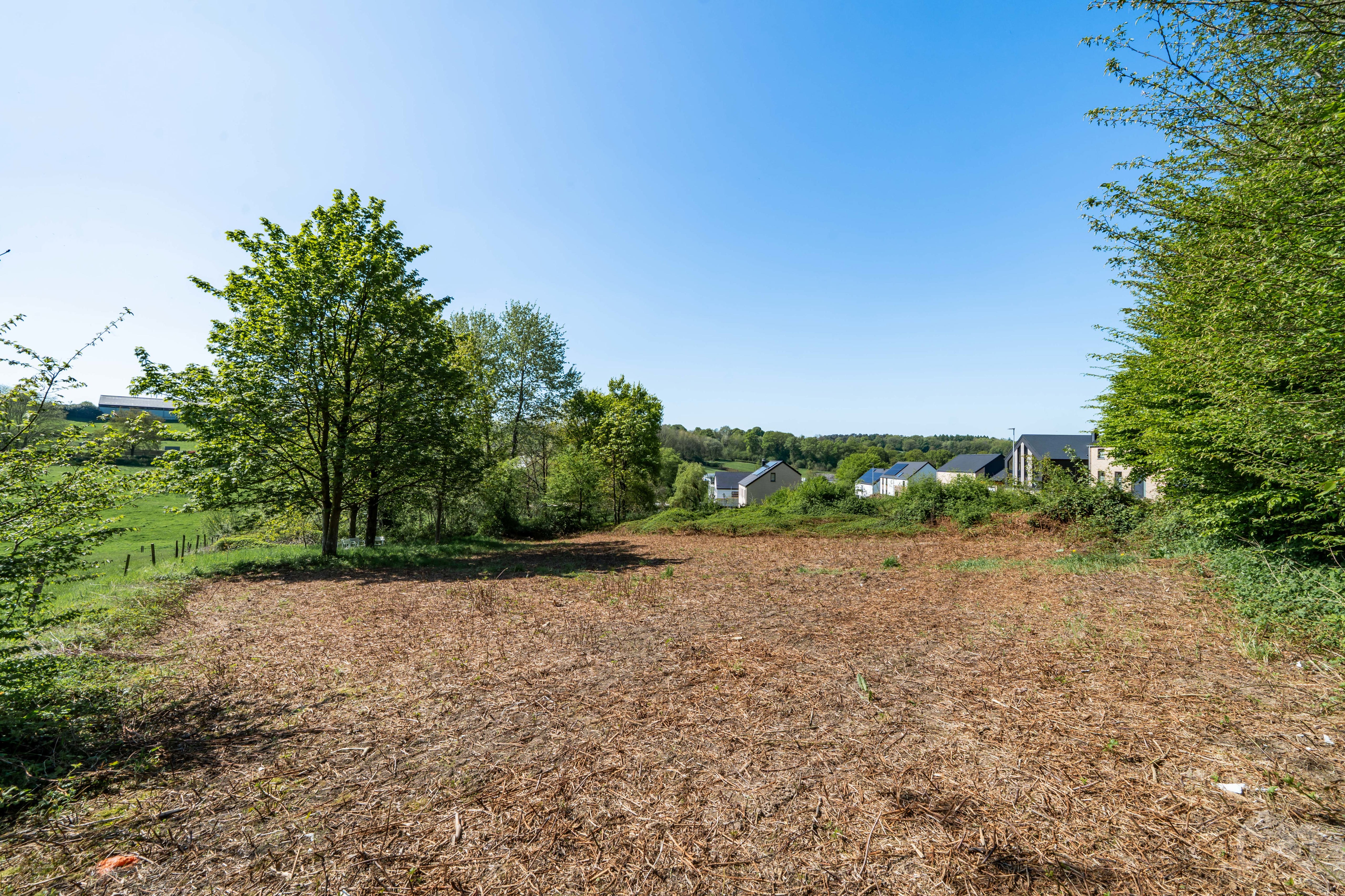 Picture 2 of 4 for Building ground in Yvoir