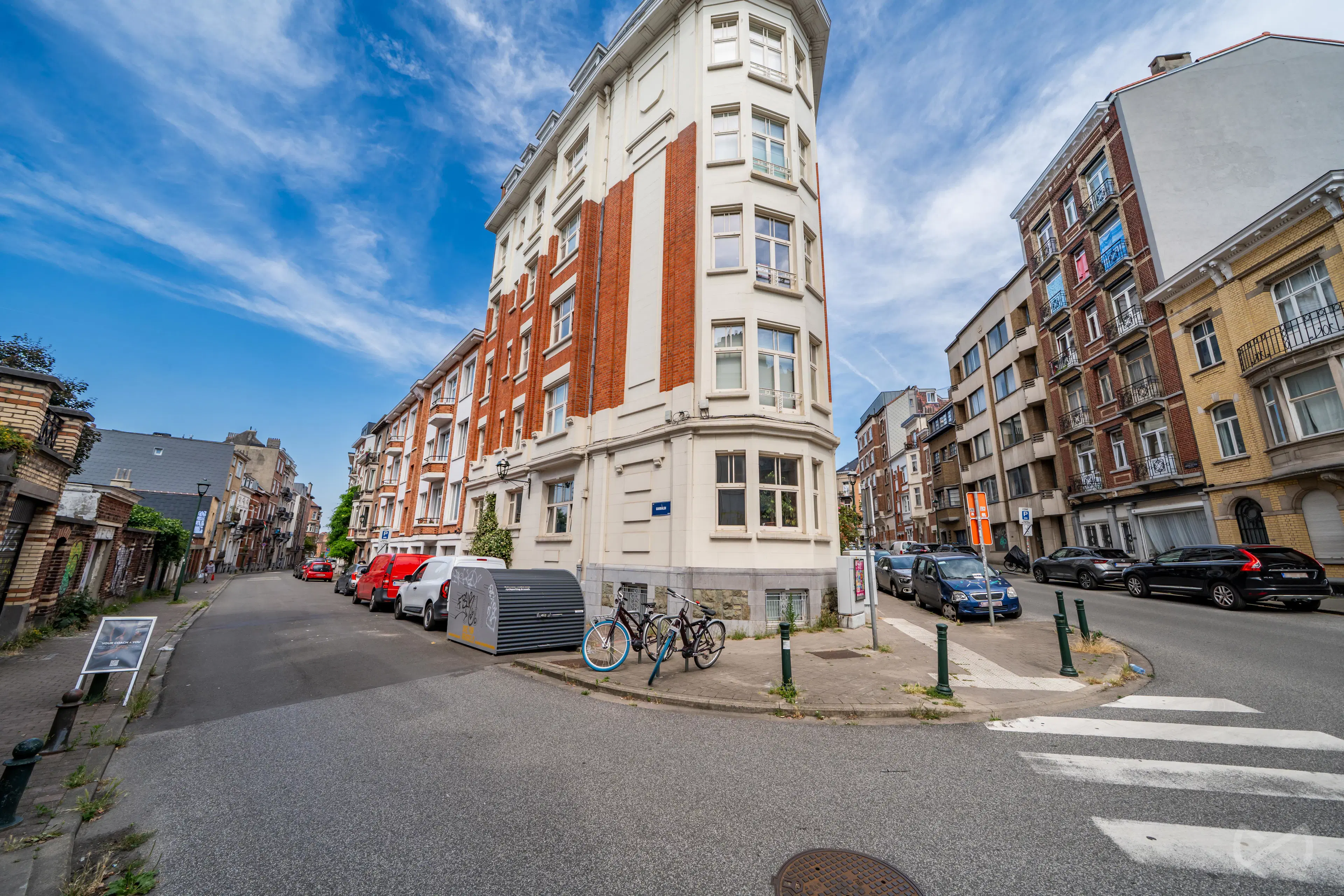 Foto 4 van 4 van Gelijkvloerse verdieping met twee slaapkamers in Saint-gilles