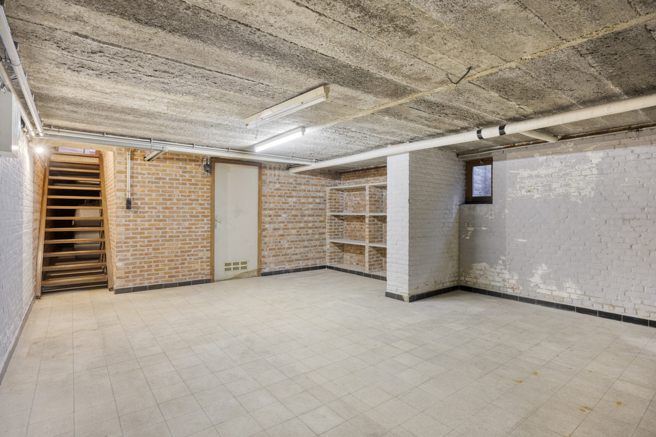 Foto 1 van 4 van Buitengewoon huis met vijf slaapkamers in Mol
