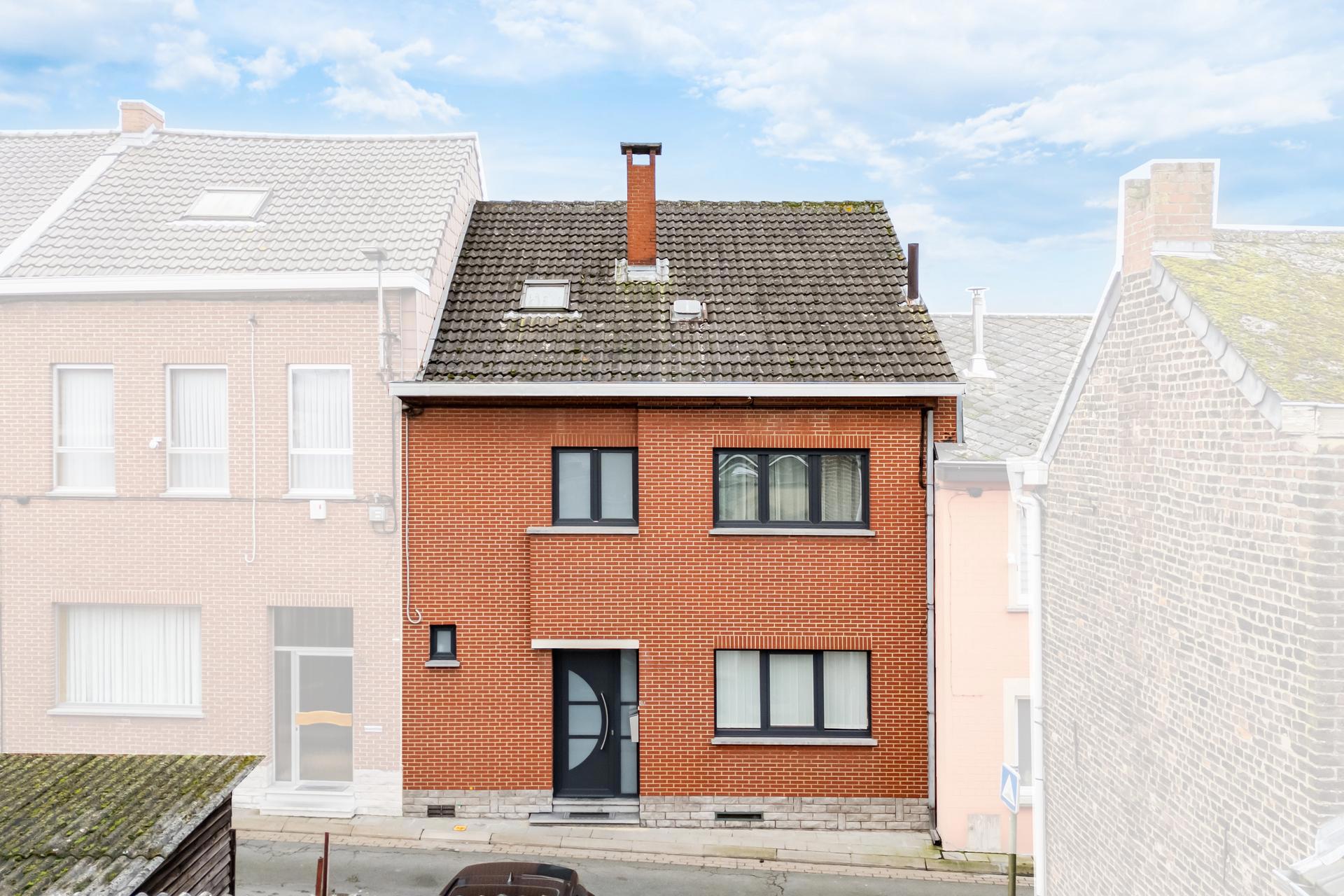 Picture 2 of 3 for House with five bedrooms in La Louvière