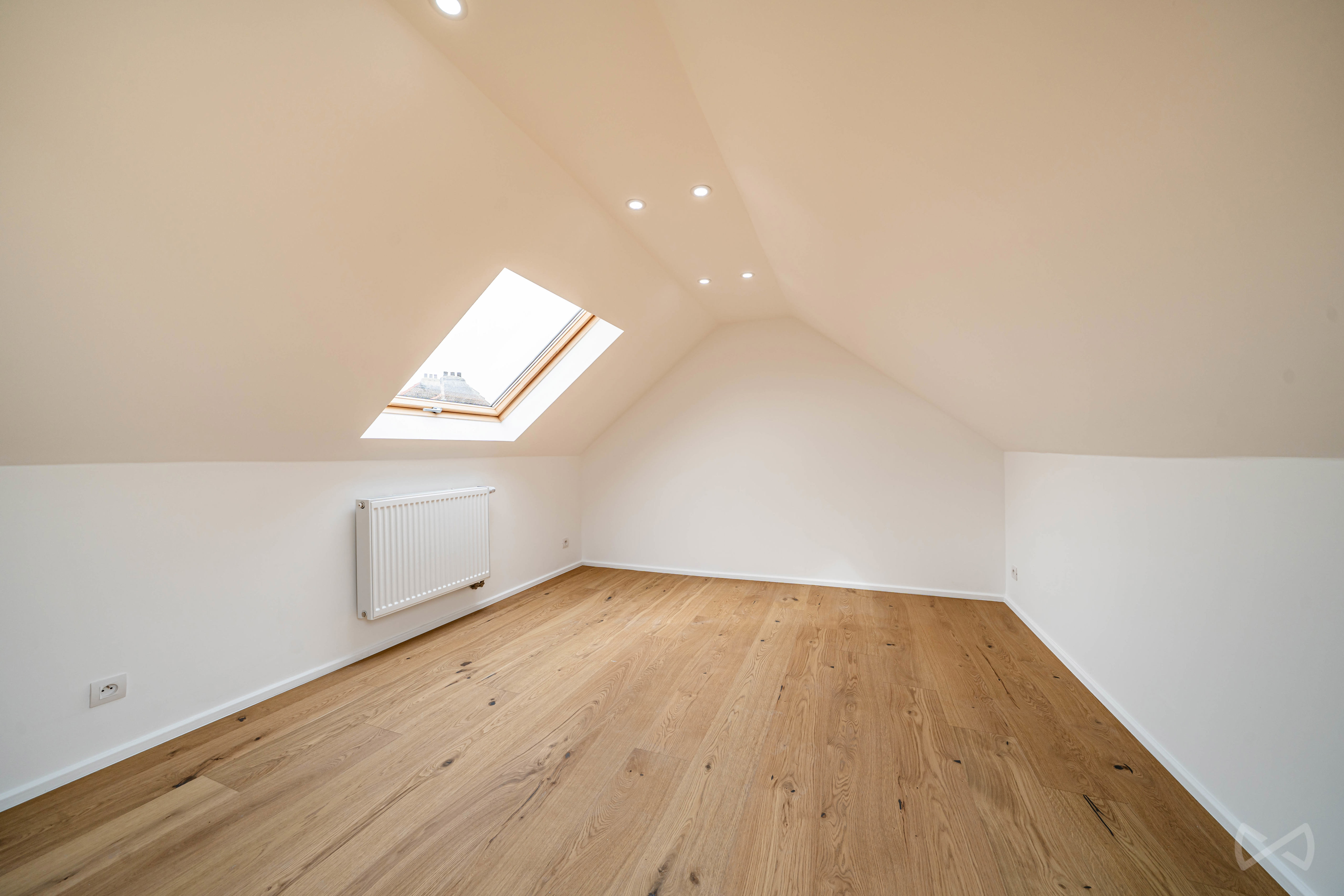 Foto 1 van 4 van Triplex met drie slaapkamers in Molenbeek-saint-jean