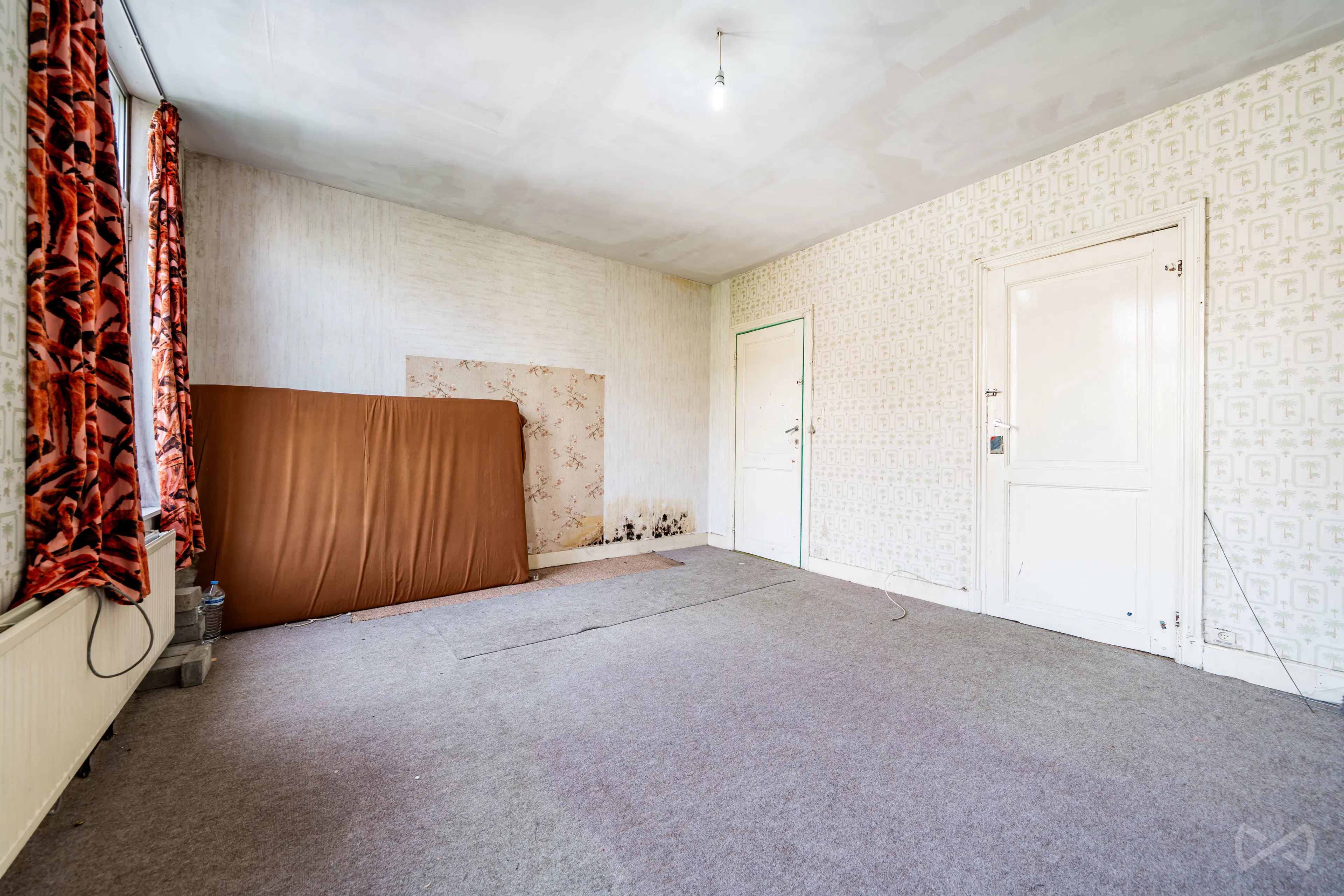 Photo 1 sur 4 pour Maison de six chambres à Molenbeek-saint-jean