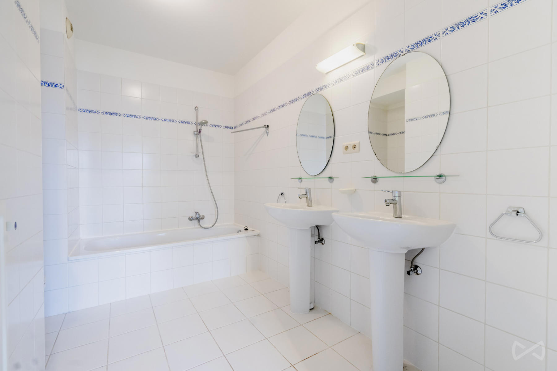 Picture 1 of 4 for Flat with three bedrooms in Woluwe-saint-pierre