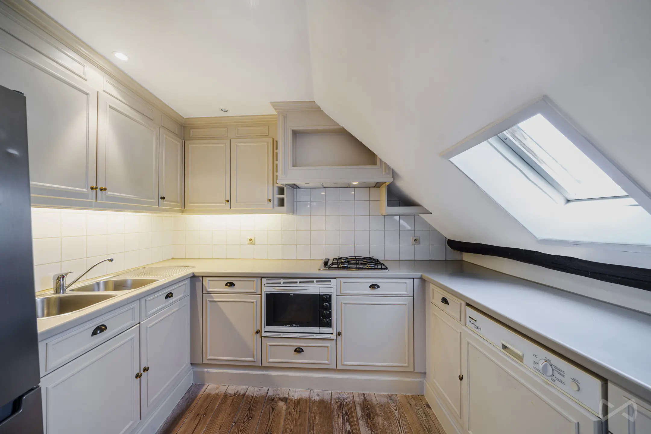 Picture 1 of 4 for Multi-purpose building with four bedrooms in Sart-Dames-Avelines