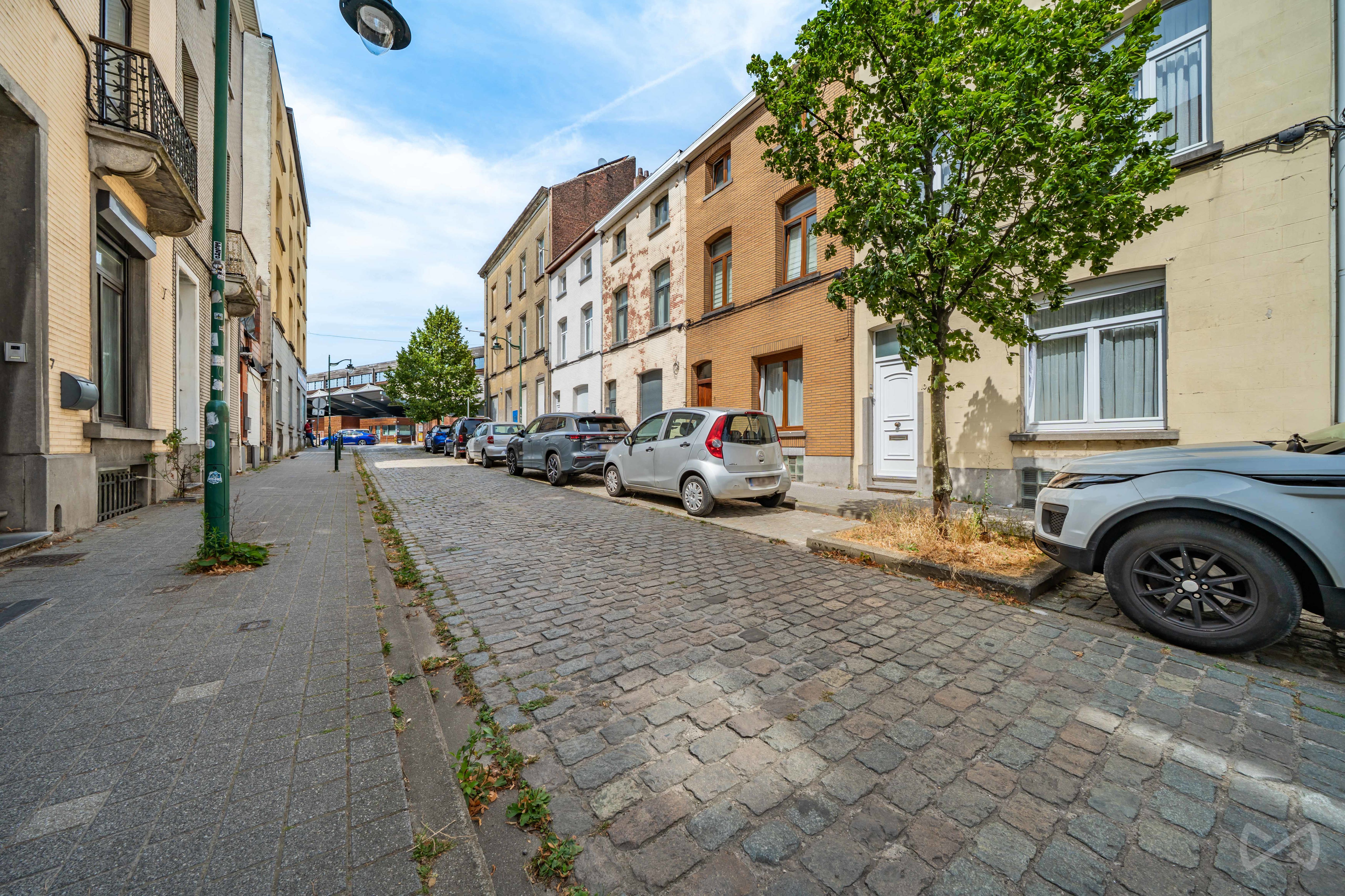 Photo 1 sur 2 pour Maison de trois chambres à Molenbeek-Saint-Jean