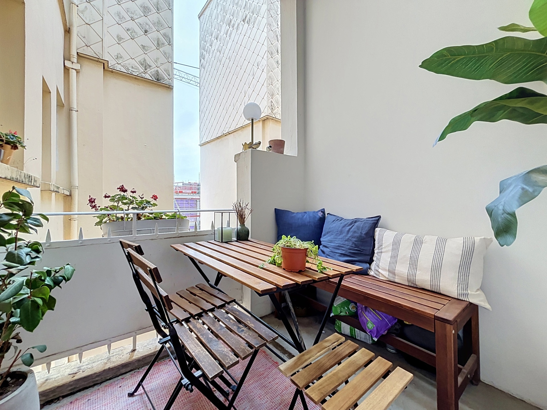 Picture 3 of 4 for Flat with three bedrooms in Ixelles