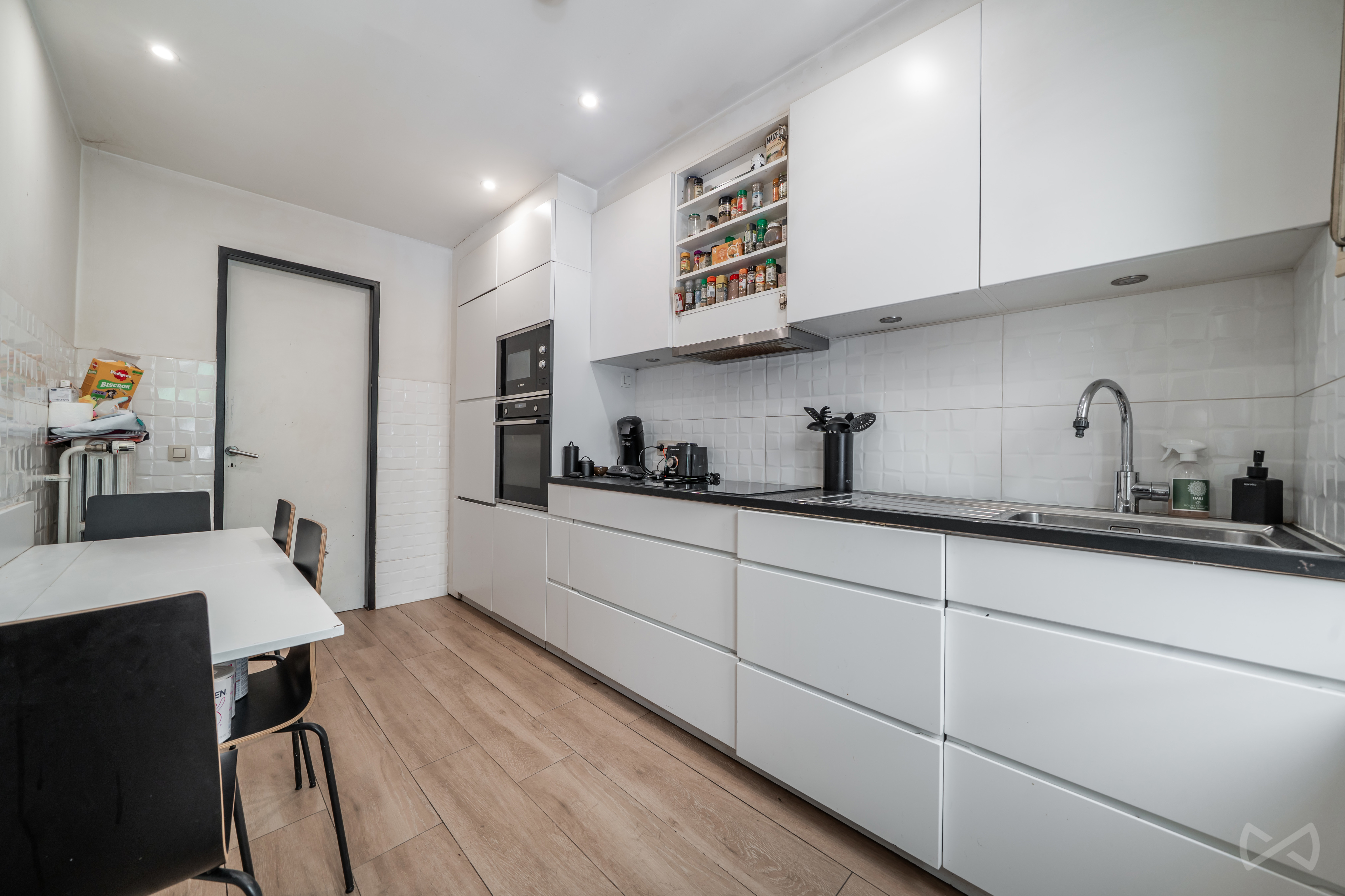 Foto 4 van 4 van Huis met vier slaapkamers in Uccle