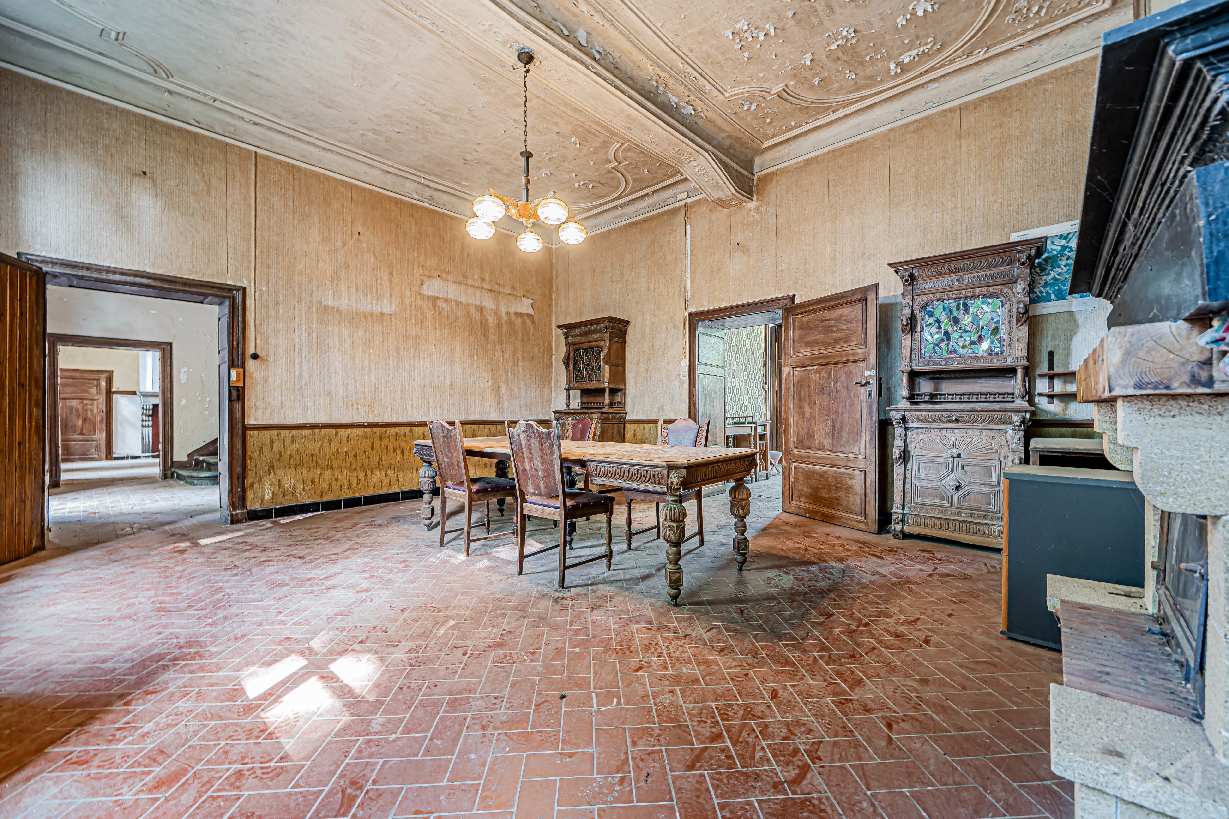 Picture 4 of 4 for Castle with ten bedrooms in Vellereille-le-sec