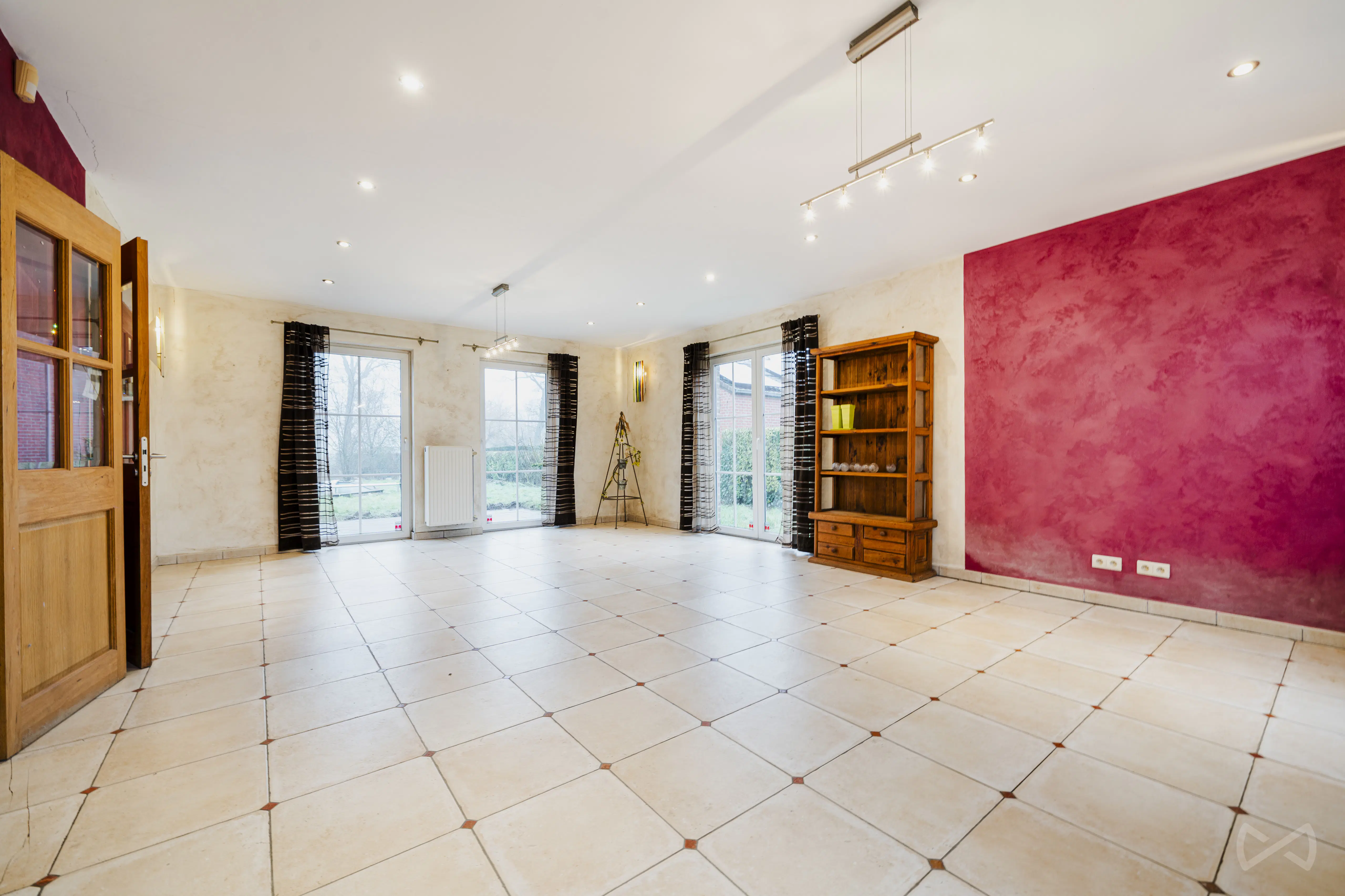 Photo 3 sur 4 pour Villa de cinq chambres à Taintignies
