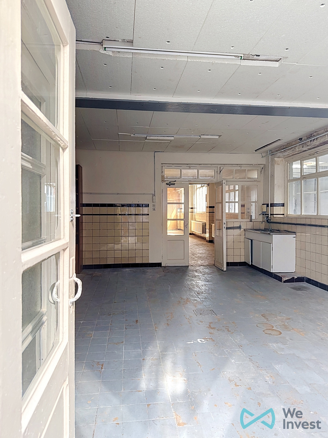 Picture 3 of 4 for Multi-purpose building in Leopdlsburg