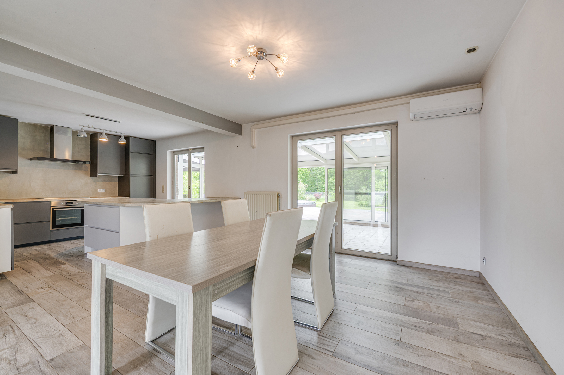 Picture 4 of 4 for Villa with three bedrooms in Enghien