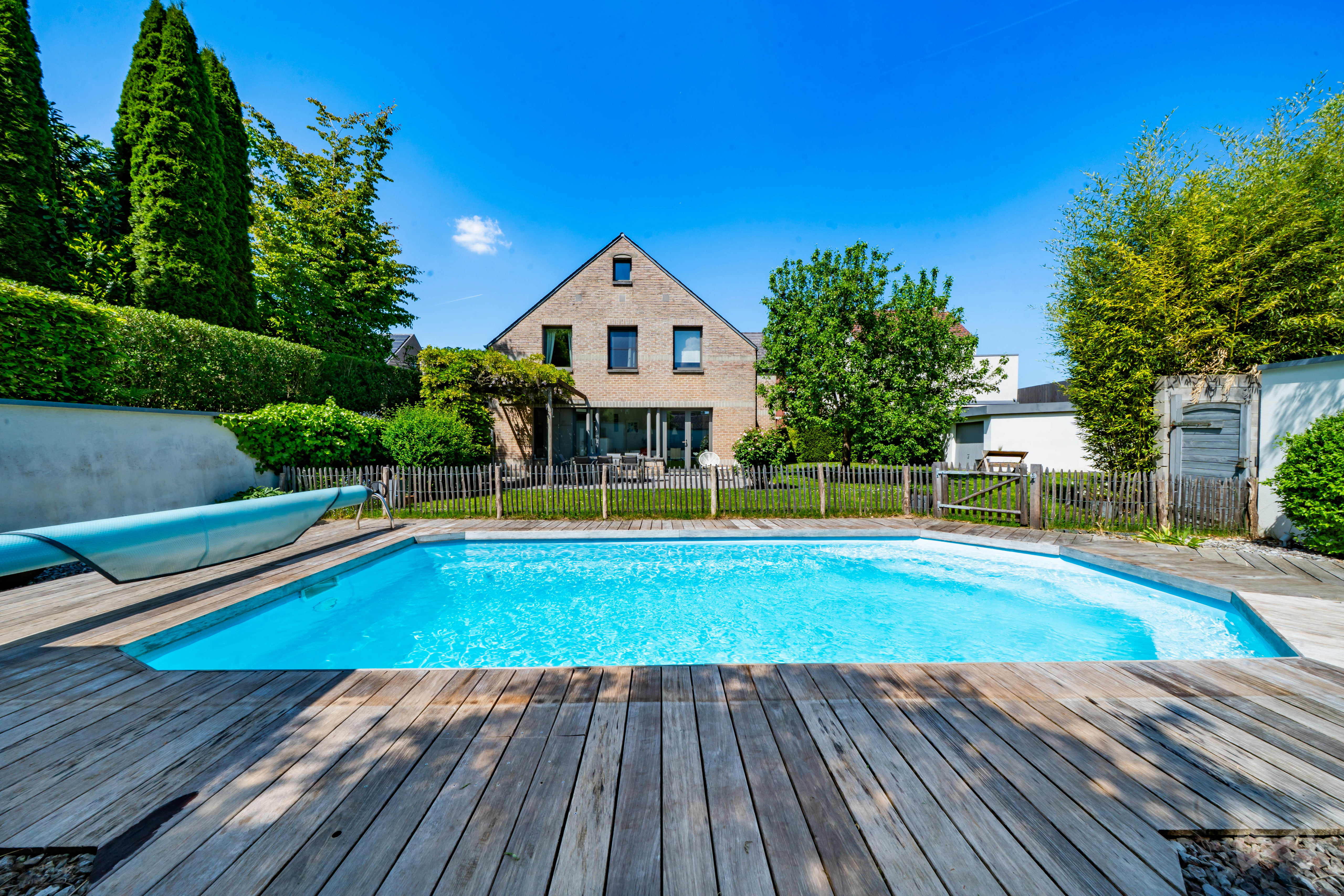 Photo 4 sur 4 pour Maison de cinq chambres à Céroux-mousty