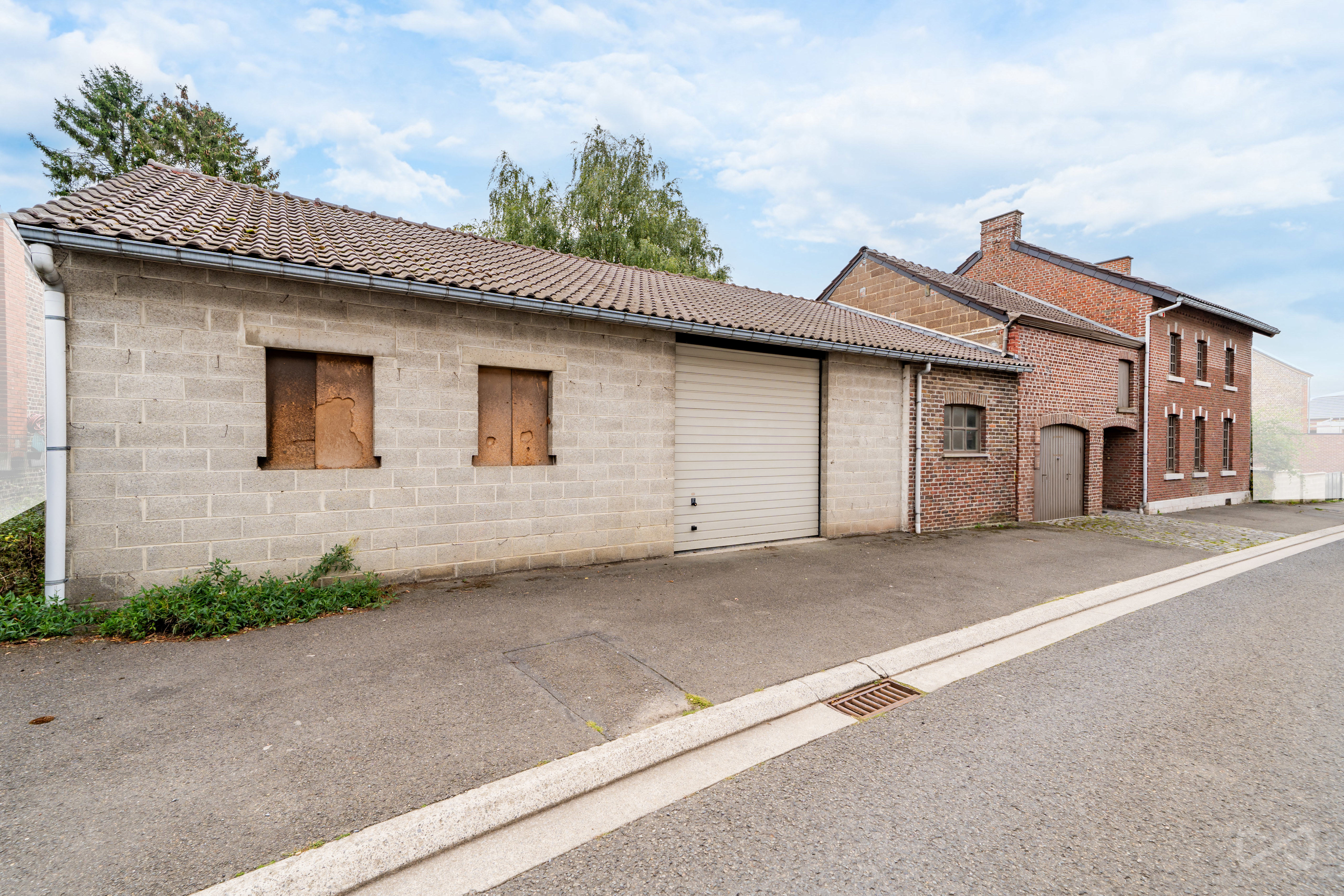 Photo 2 sur 3 pour Entrepôt à Wanze