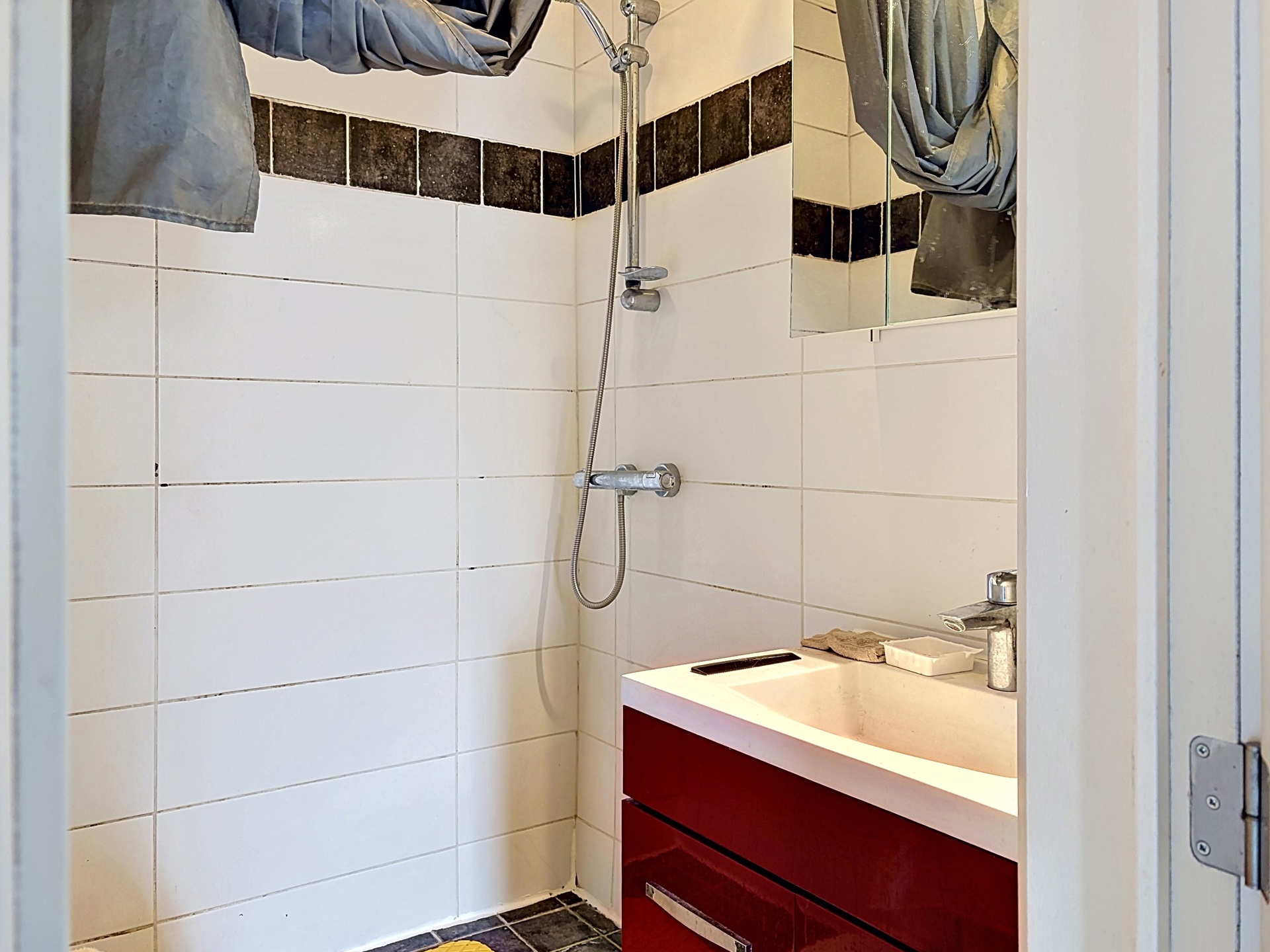 Picture 3 of 3 for Flat with two bedrooms in Morlanwelz