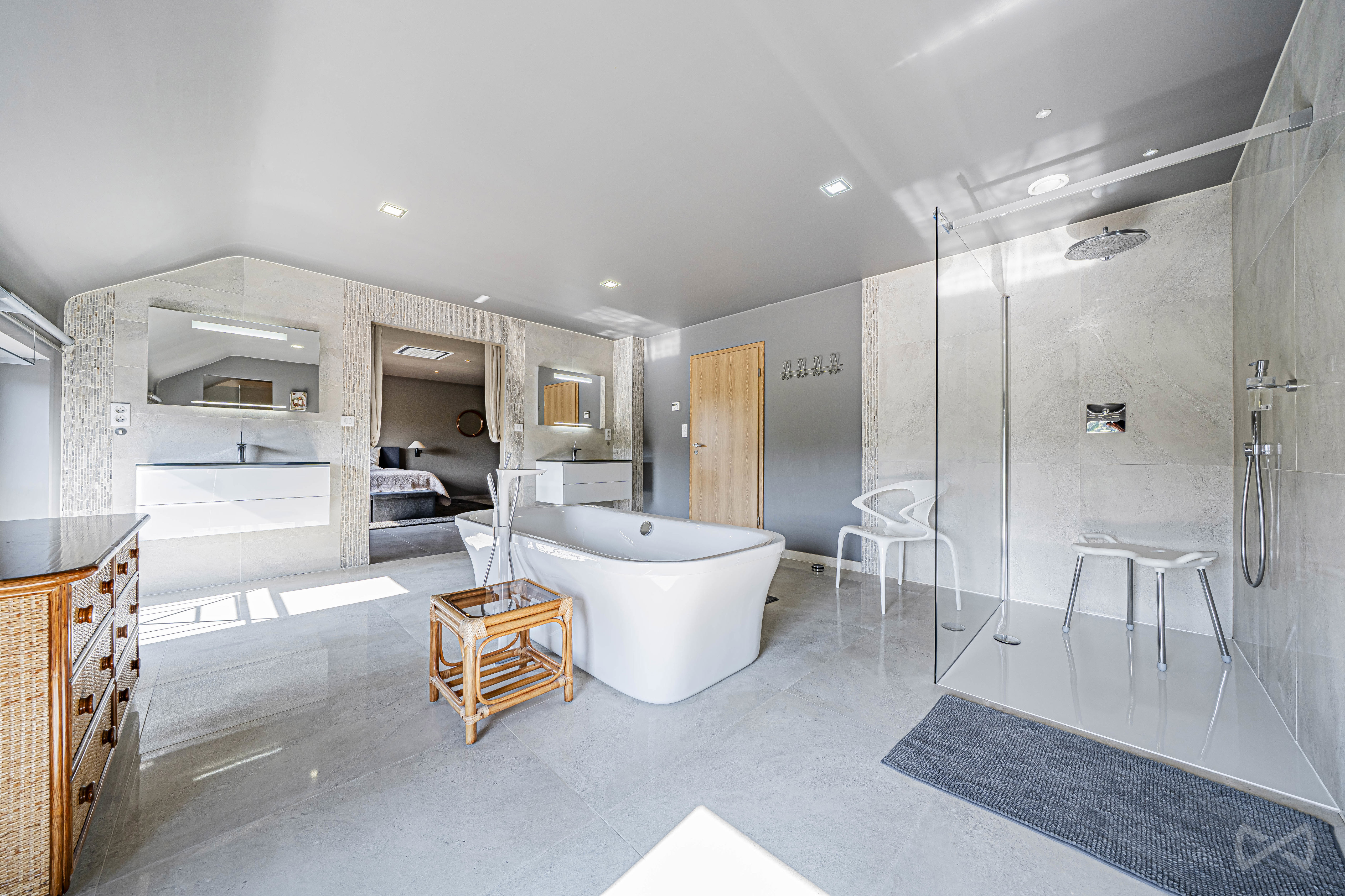 Picture 1 of 4 for Villa with five bedrooms in Sivry-rance