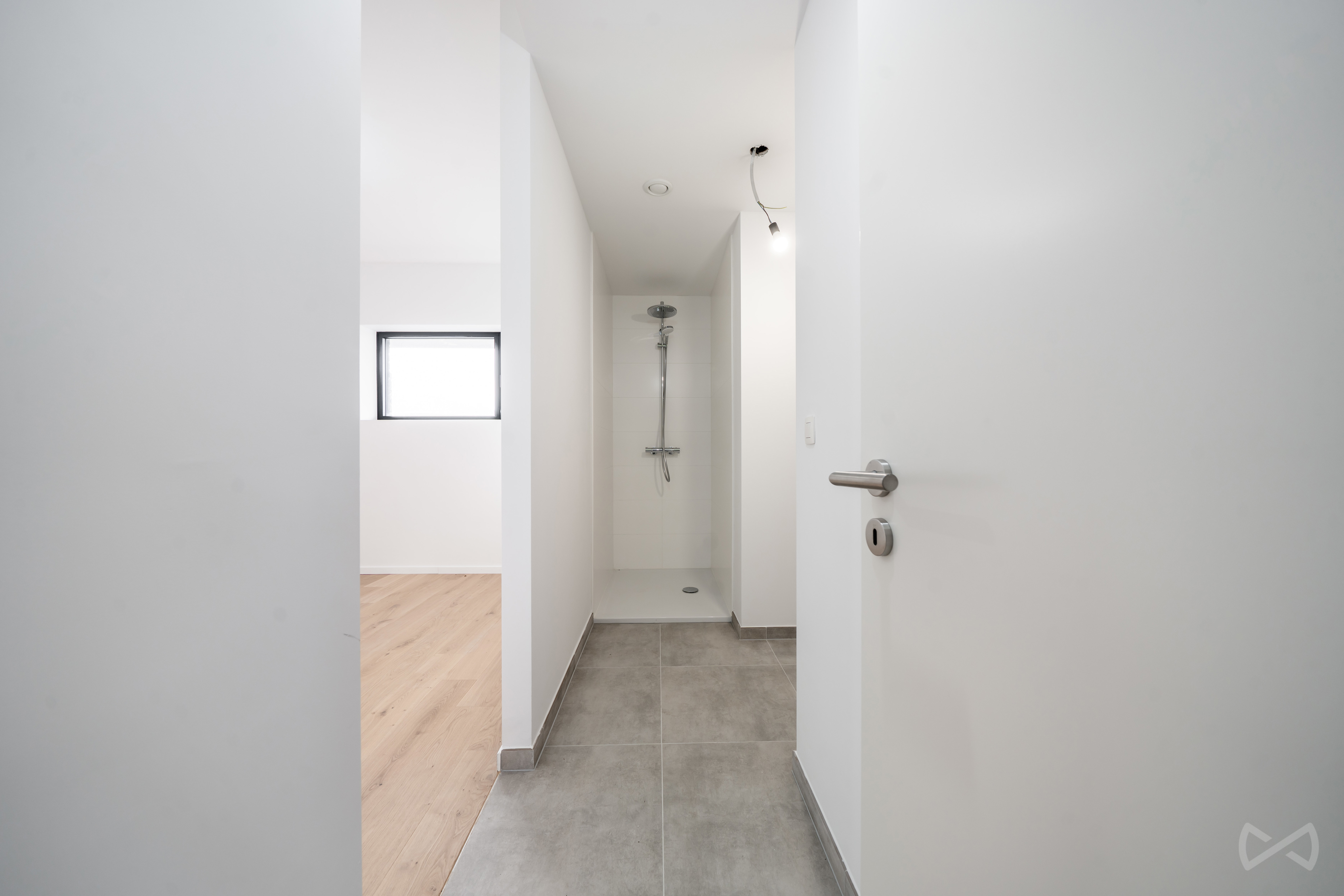 Foto 1 van 4 van Gelijkvloerse verdieping met één slaapkamer in Seraing Boncelles