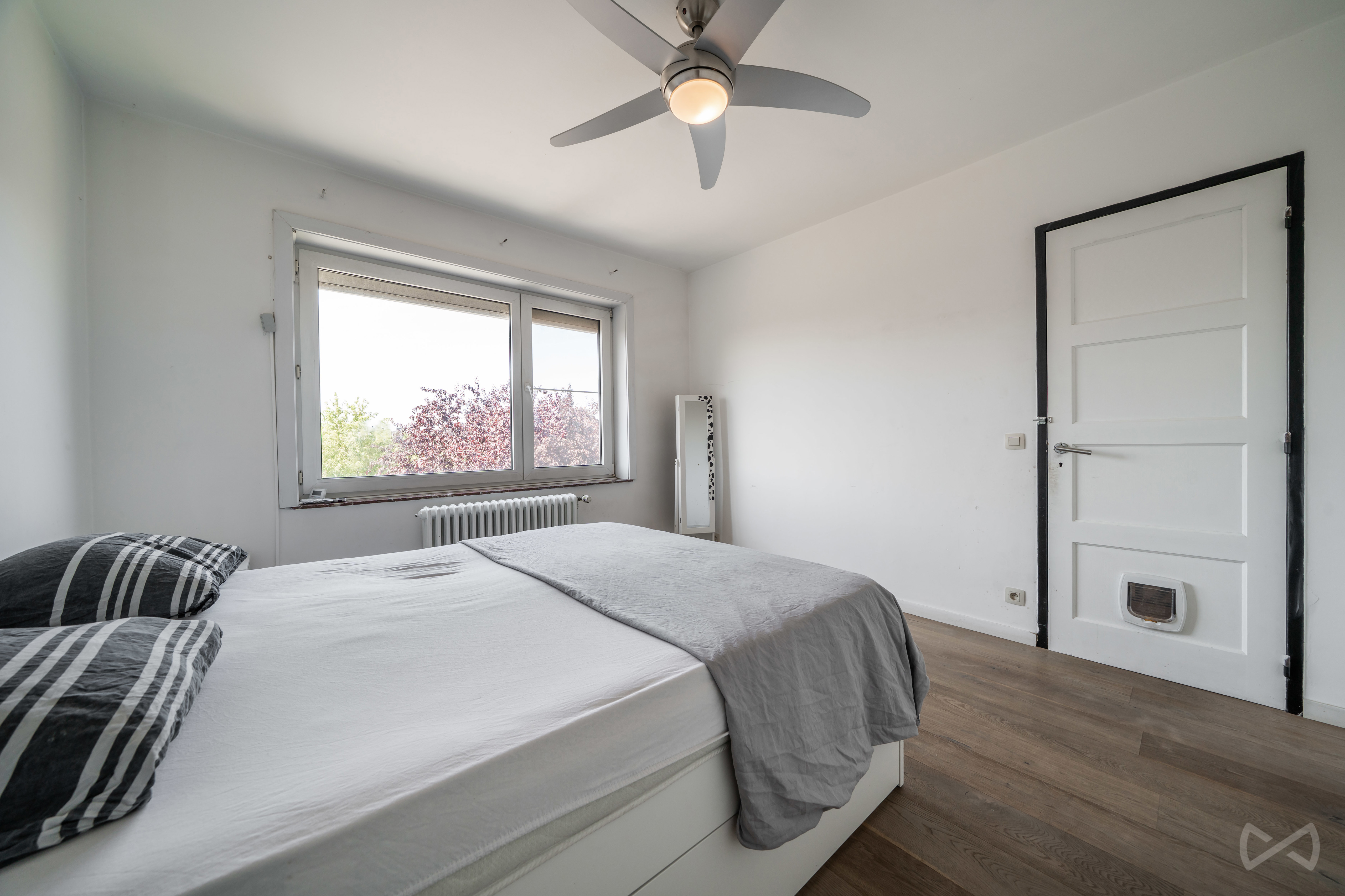 Photo 1 sur 4 pour Maison de quatre chambres à Uccle