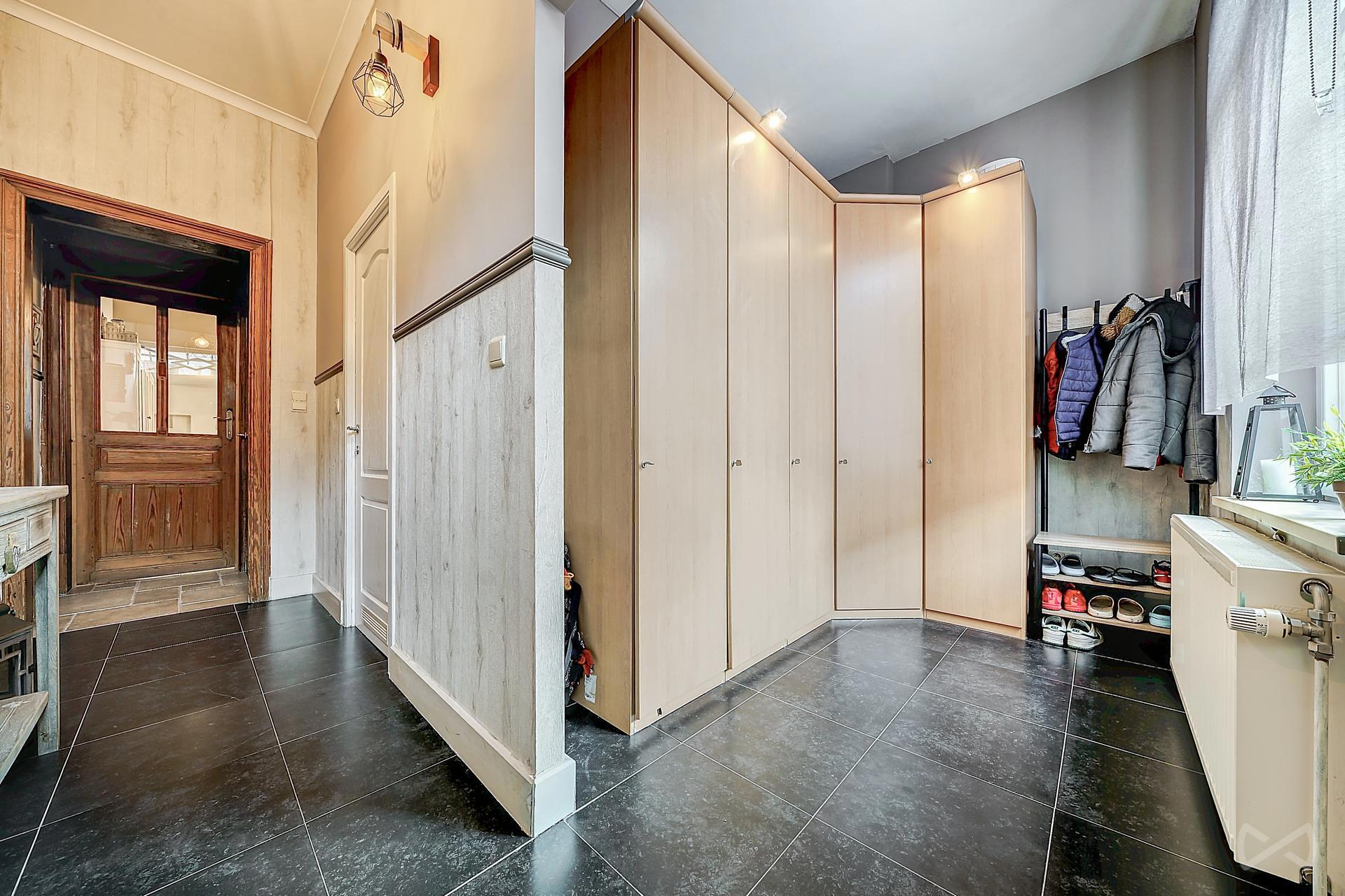 Picture 3 of 3 for House with three bedrooms in Courcelles