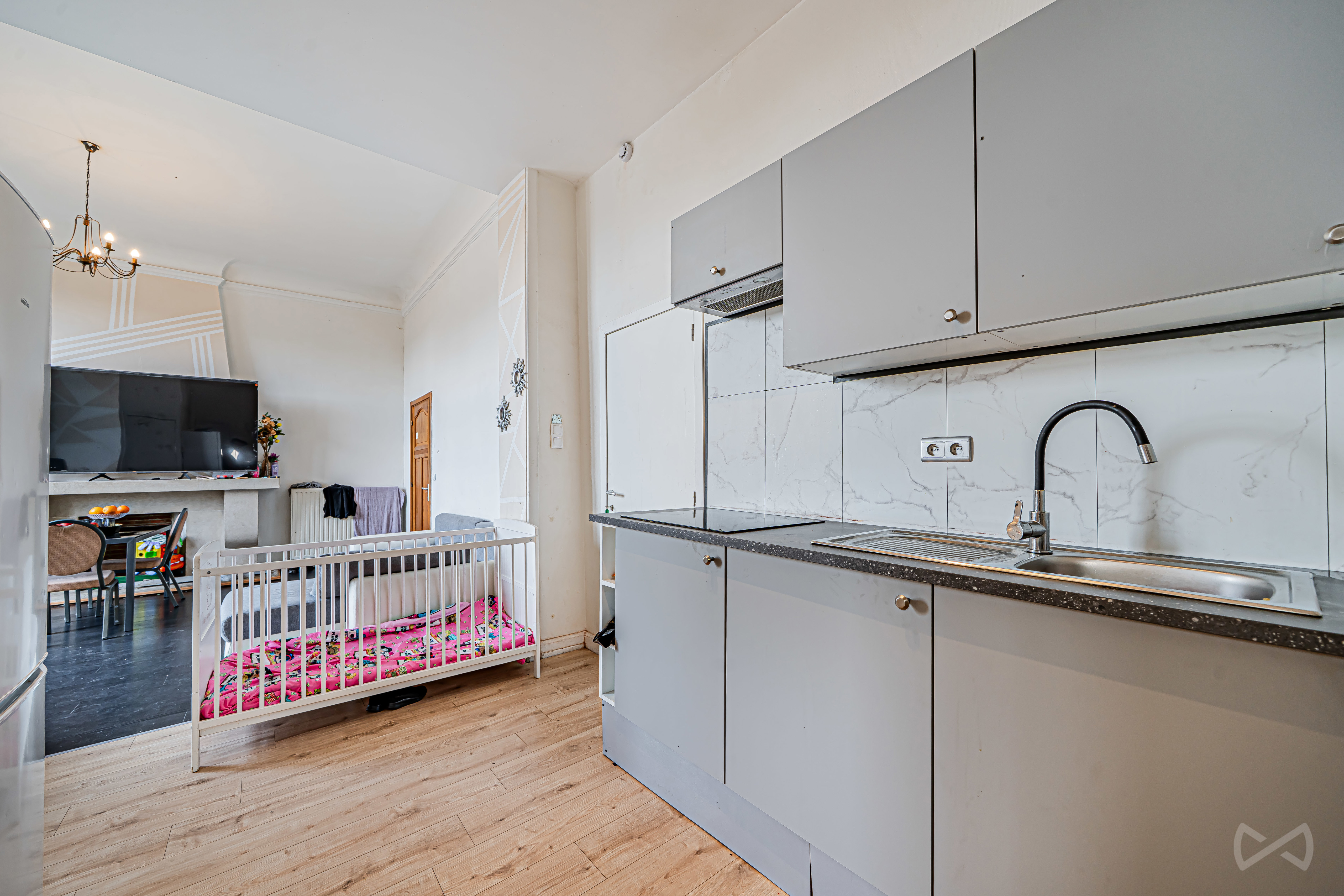 Picture 4 of 4 for Multi-purpose building with 13 bedrooms in Trazegnies