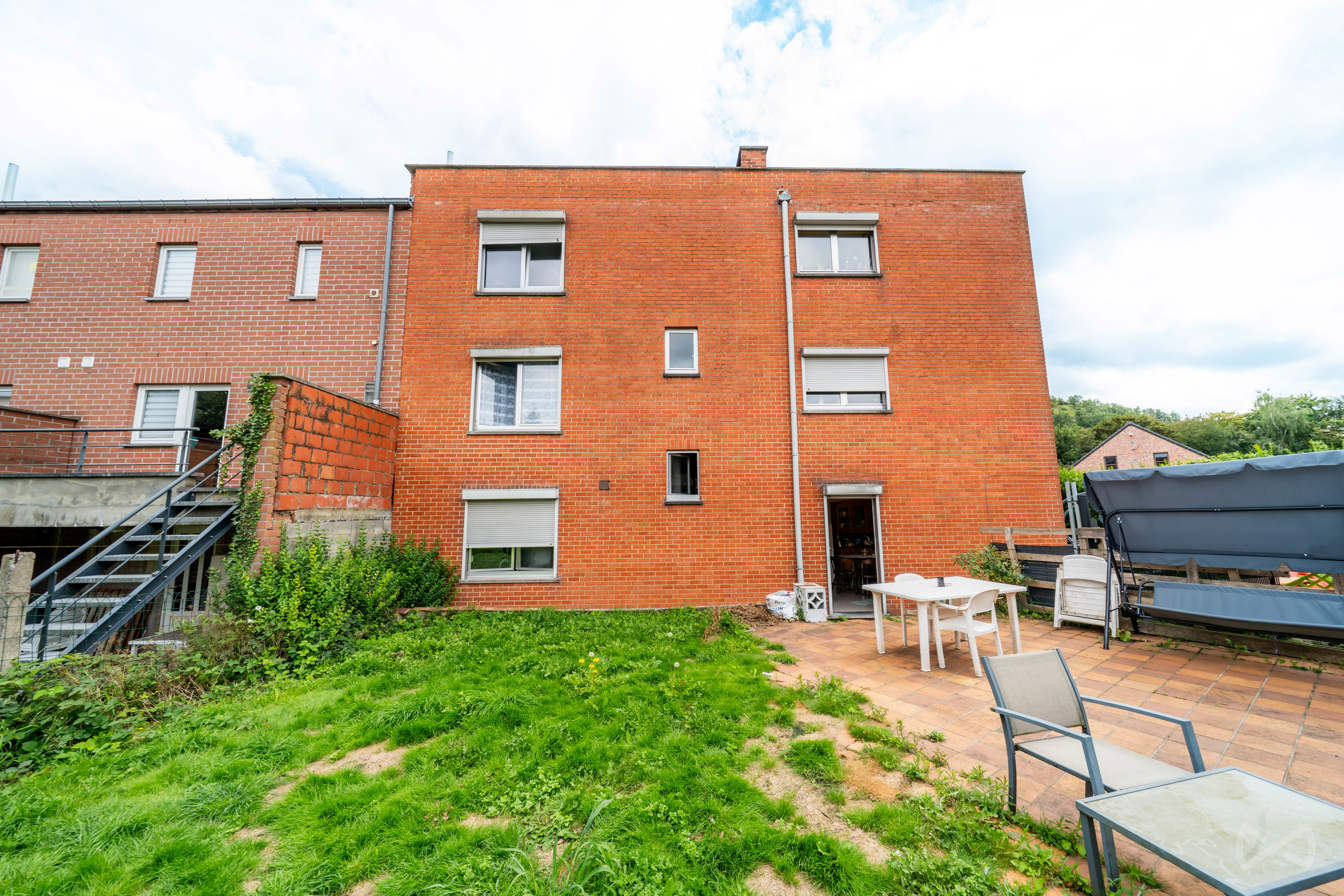 Picture 4 of 4 for Apartment block with five bedrooms in Marcinelle