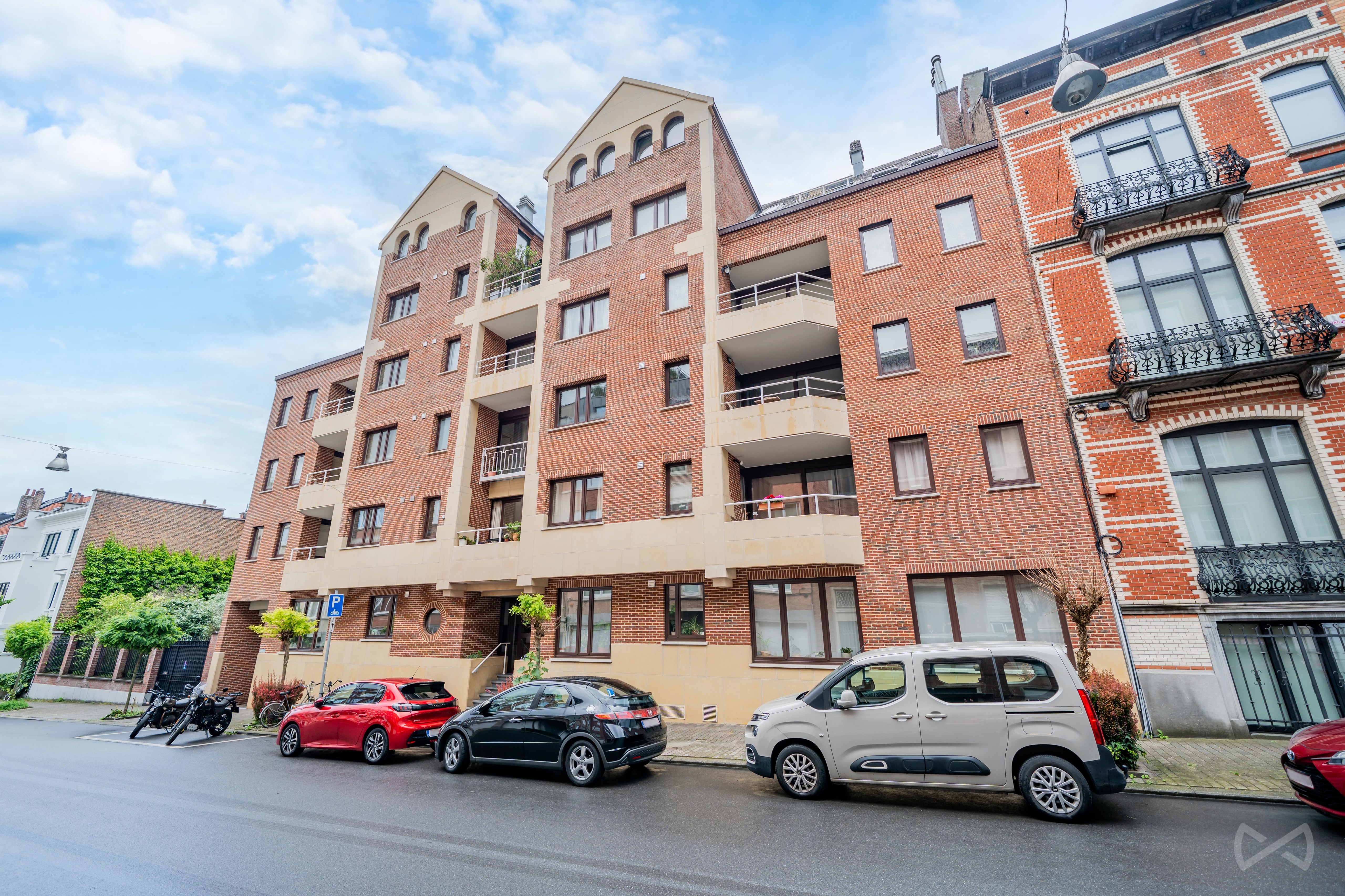 Picture 2 of 4 for Flat with three bedrooms in Uccle