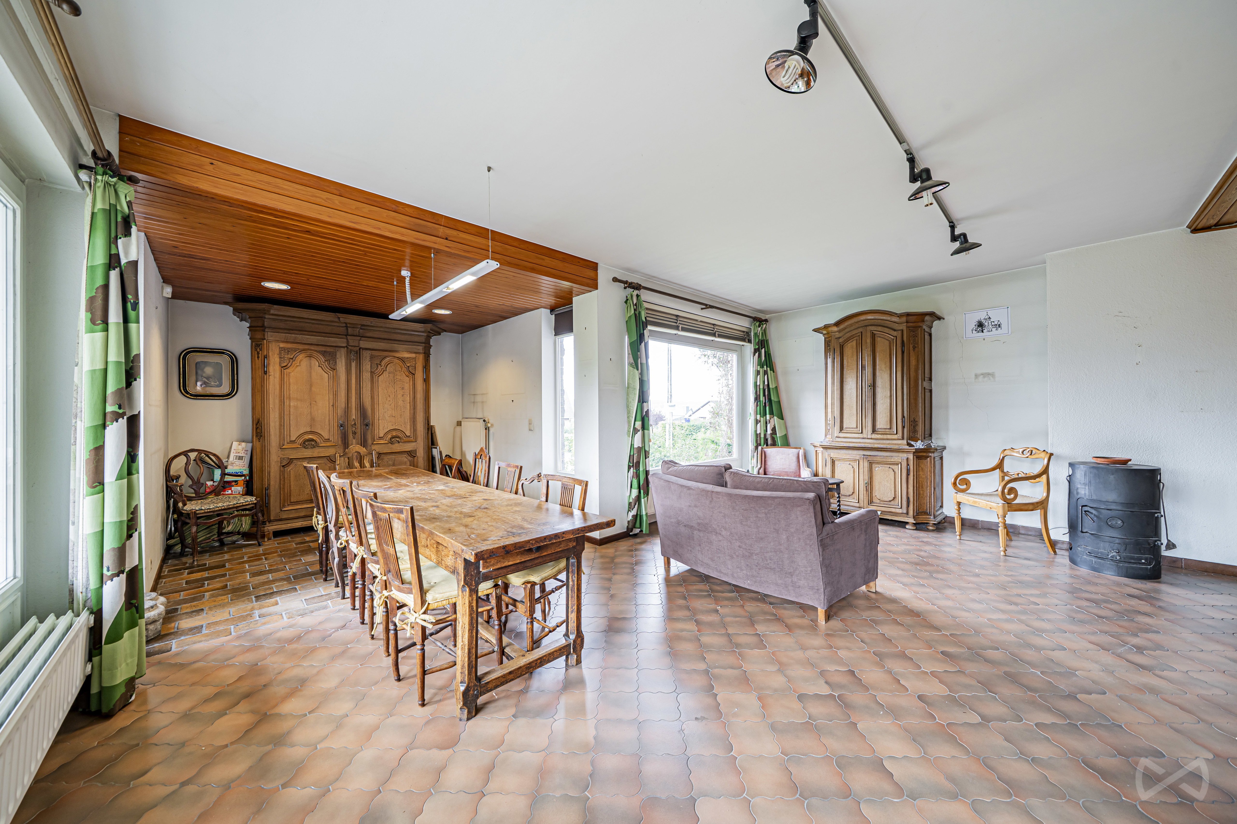 Picture 3 of 4 for House with four bedrooms in Mont-sur-marchienne