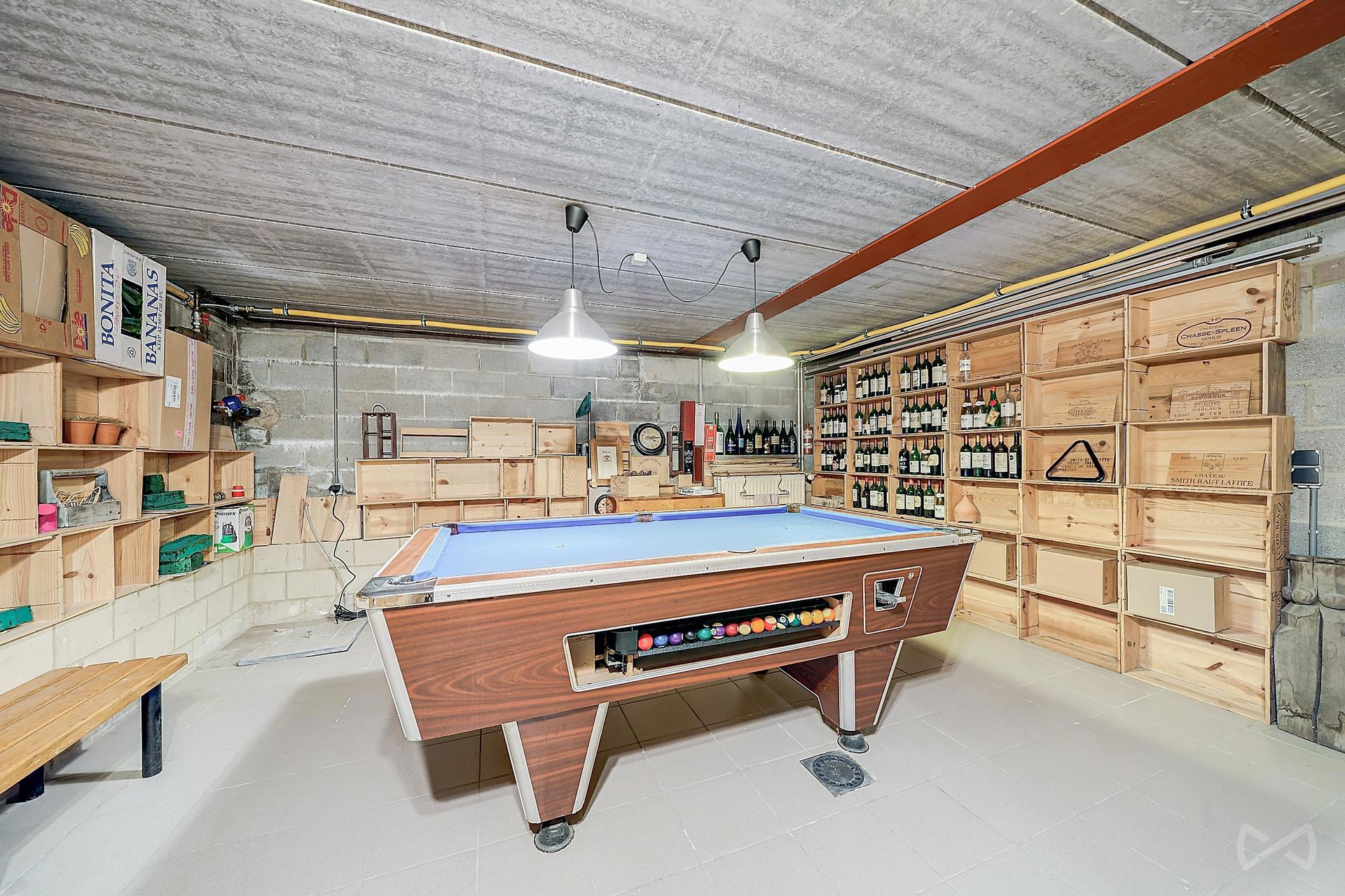 Picture 1 of 4 for House with five bedrooms in Ham-sur-heure-nalinnes